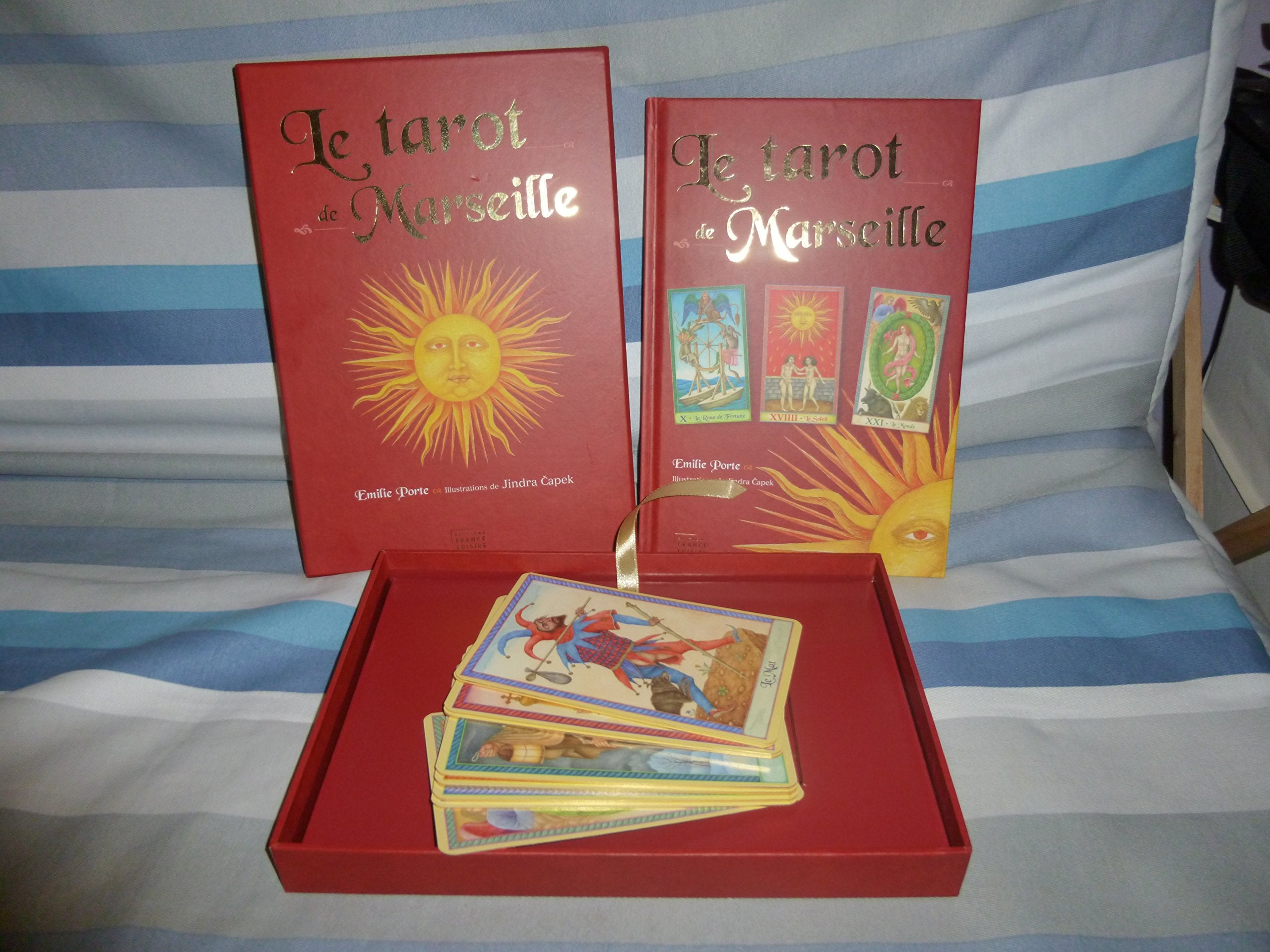 Le tarot de Marseille sous coffret, livre + 22 cartes Religion & Esotericism