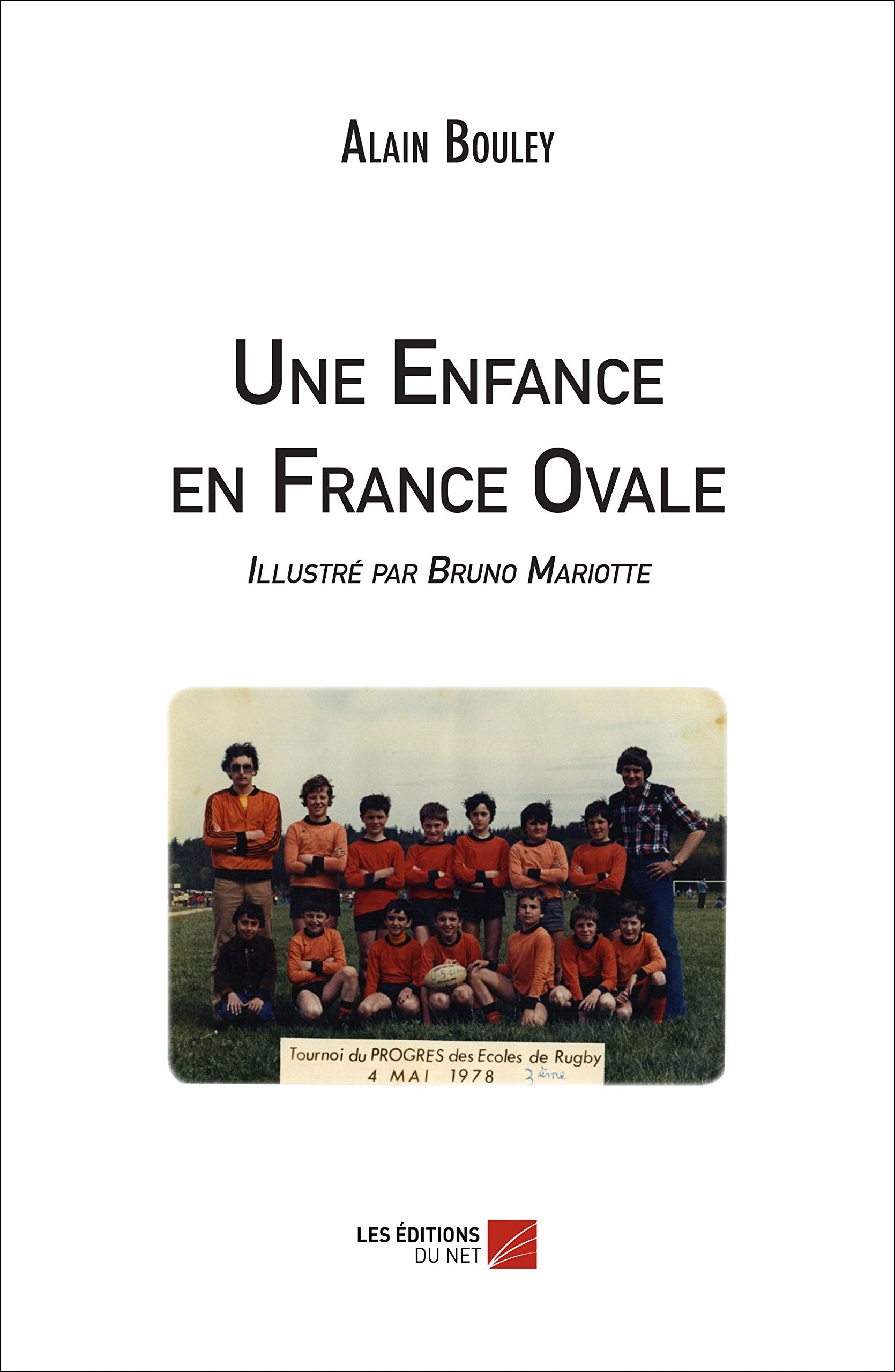 Une Enfance en France Ovale book