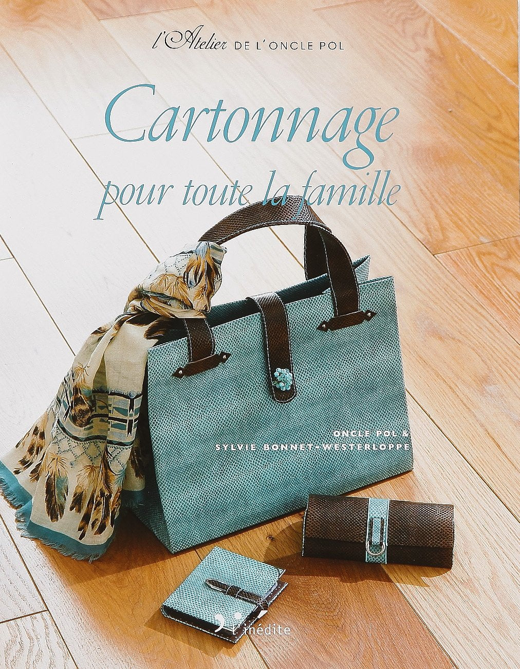 Cartonnage pour toute la famille book