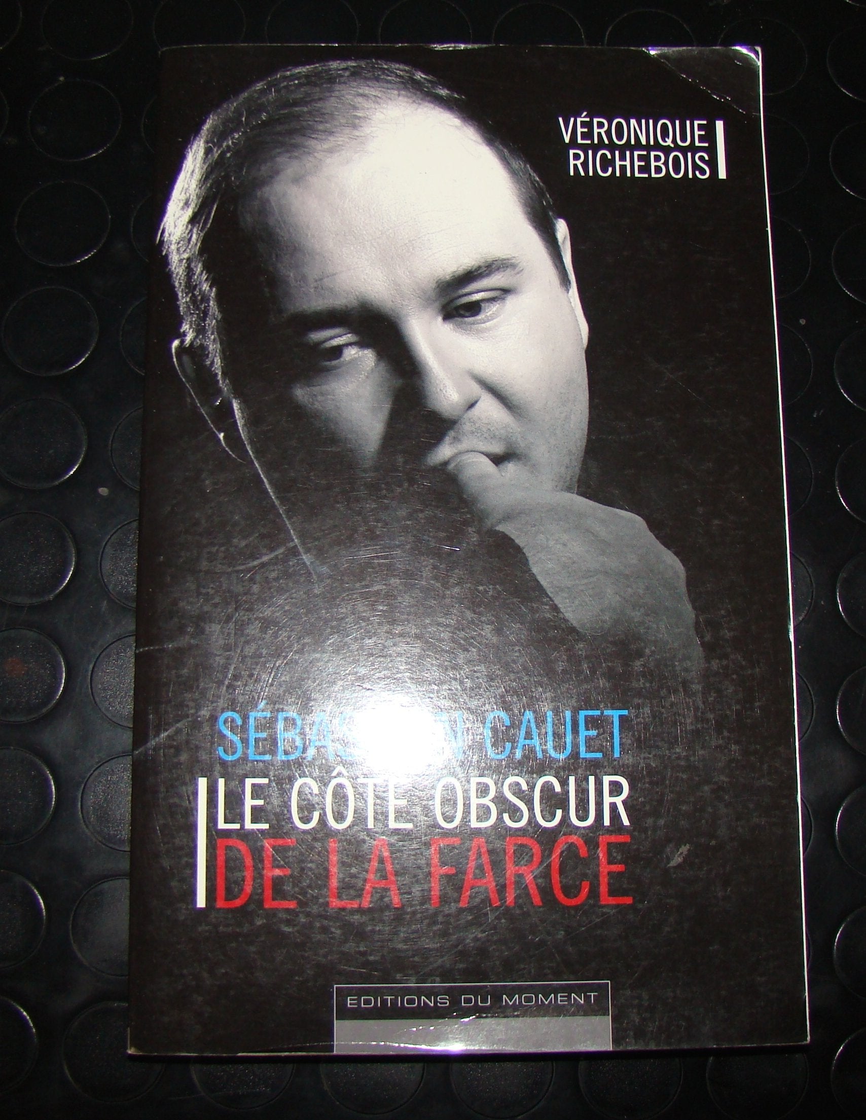 Le côté obscur de la farce Books