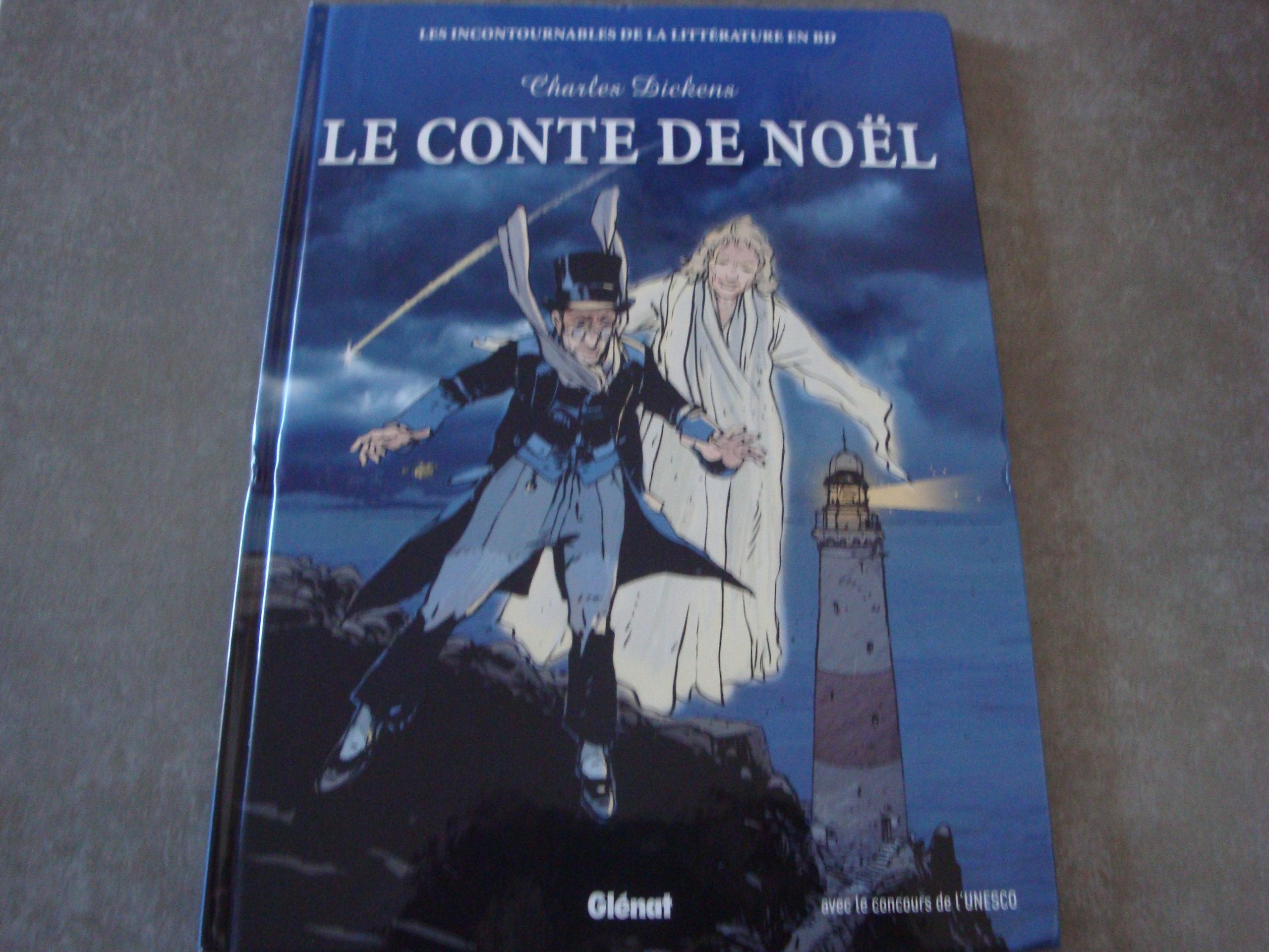 les incontournables de la littérature en BD n°30 le conte de Noël Books