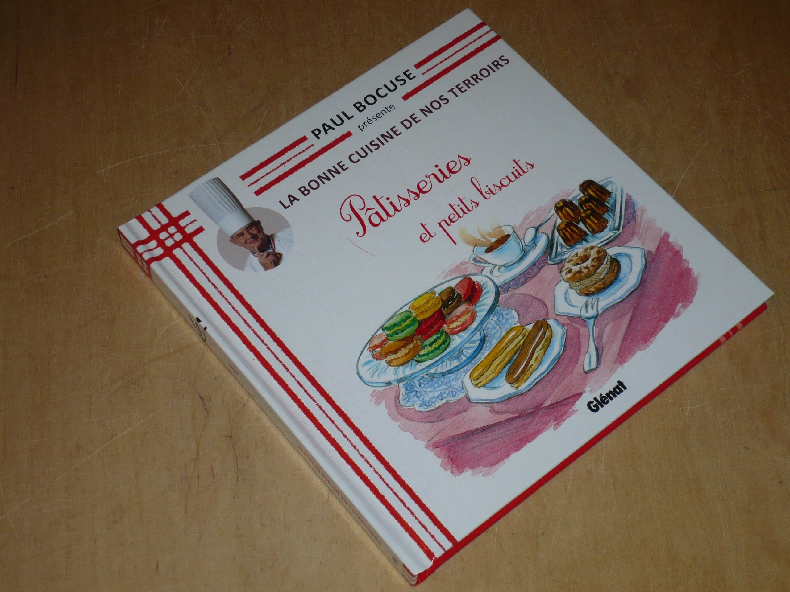 COLLECTION PAUL BOCUSE PRESENTE / LA BONNE CUISINE DE NOS TERROIRS VOL.30 / PATISSERIES ET PETITS BISCUITS Books