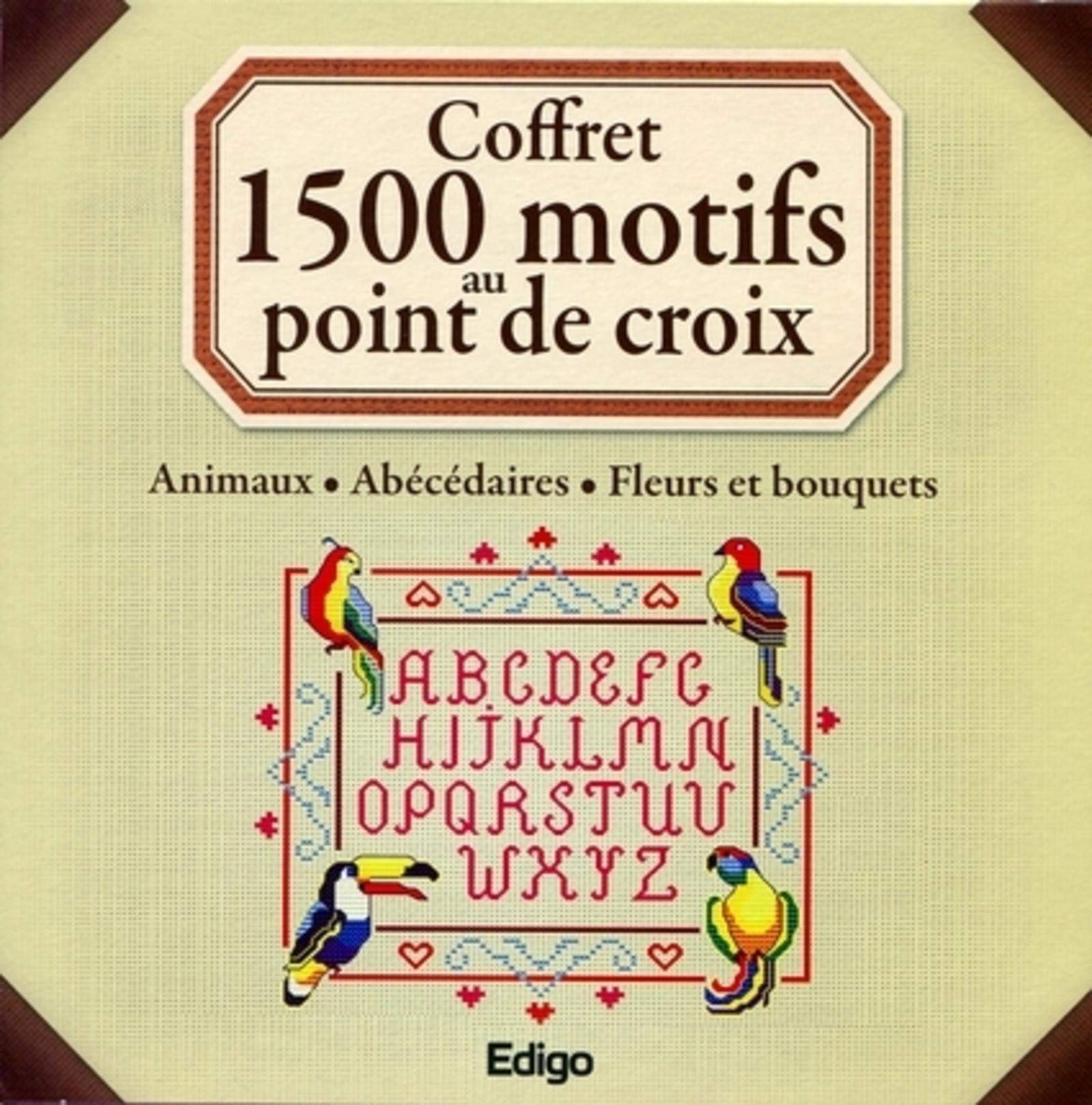 COFFRET 1500 MOTIFS AU POINT DE CROIX 3 VOLUMES ANIMAUX ABECEDAIRES FLEURS ET BO: TENDRES ANIMAUX PLUS DE 200 MOTIFS ABECEDAIRES PLUS DE 1000 MOTIFS FLEURS ET BO Leisure, Home & Garden