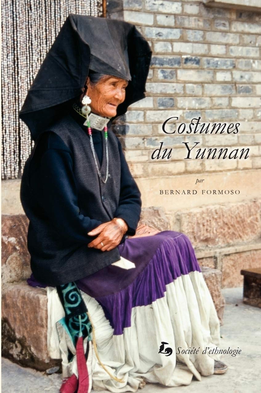 Costumes du Yunnan : Identité et symbolique de la parure Books
