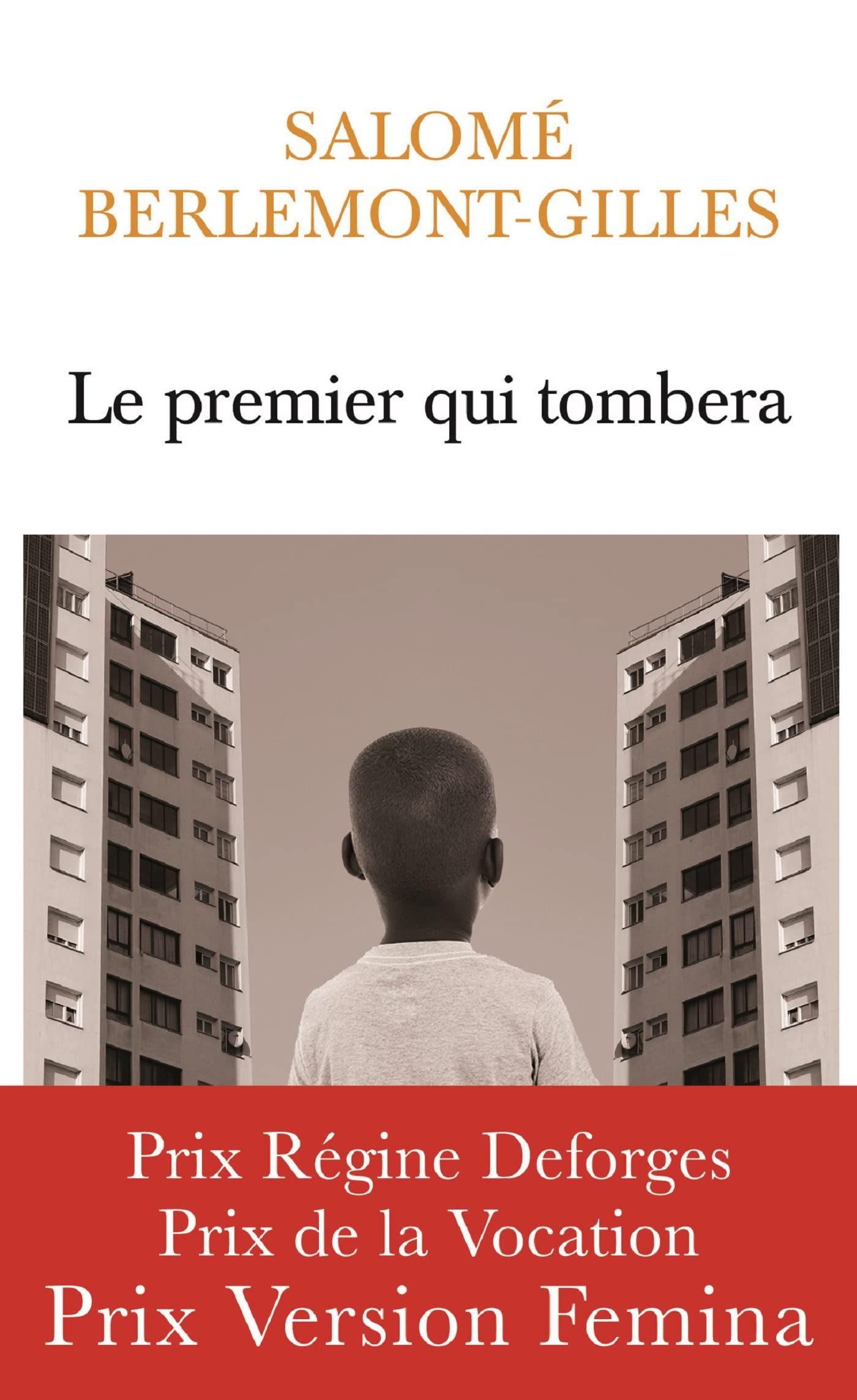 Le Premier qui tombera Essays & Short Stories