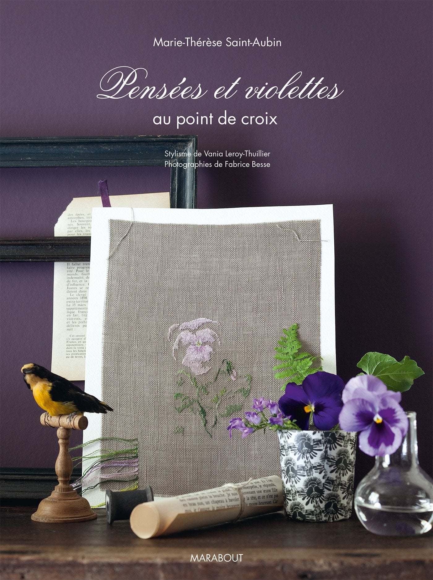Pensées et violettes: Au point de croix Books