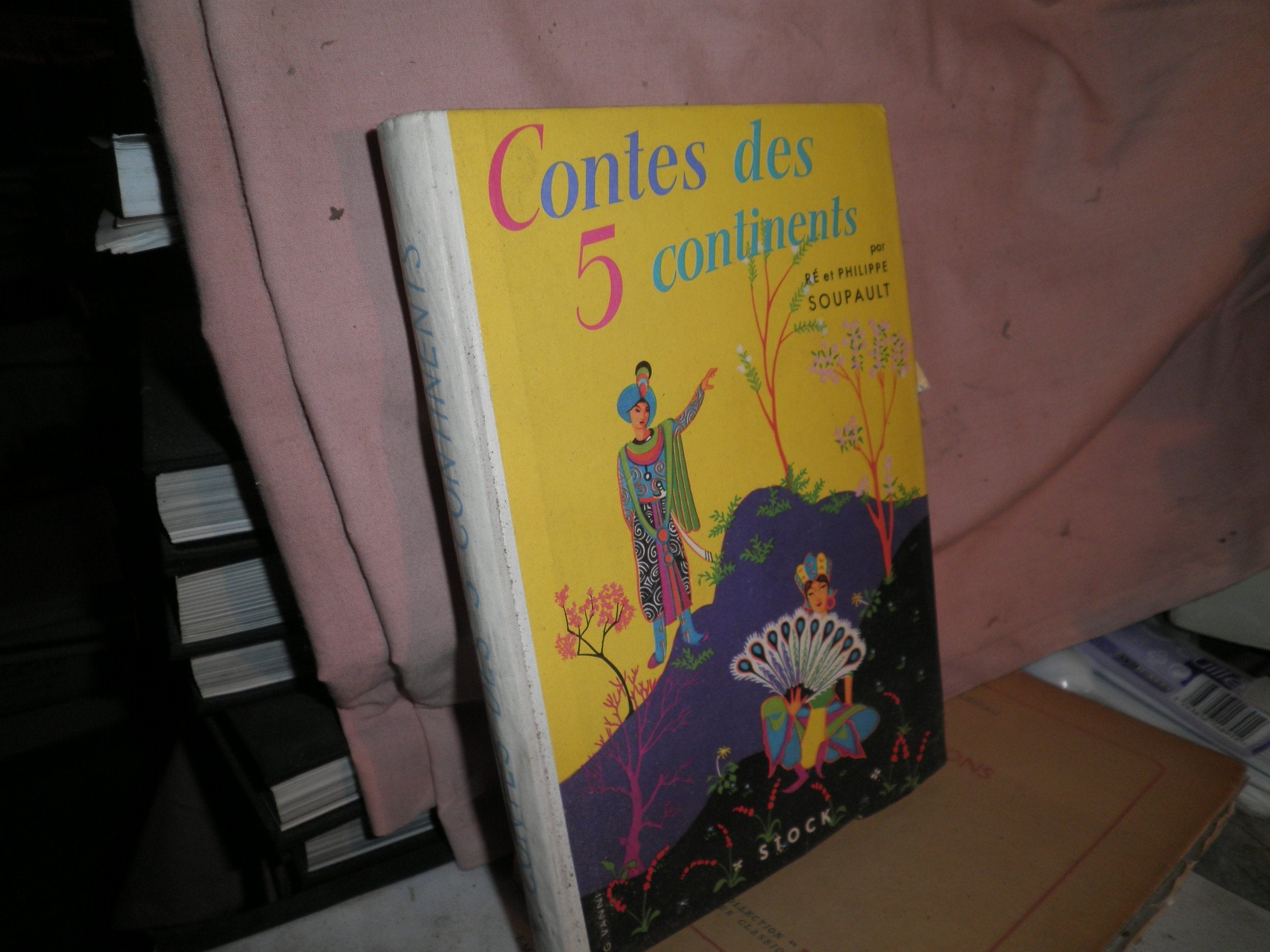Contes des cinq continents book
