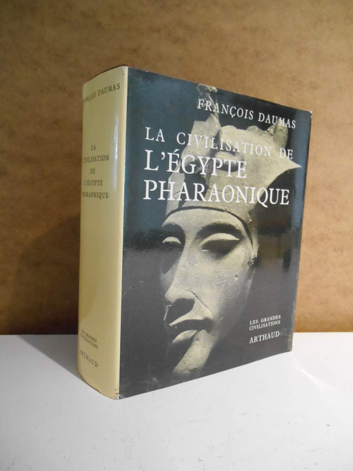 Civilisation de l'egypte pharaonique 255 heliogravures, 8 planches en couleur (L Film, Art & Culture
