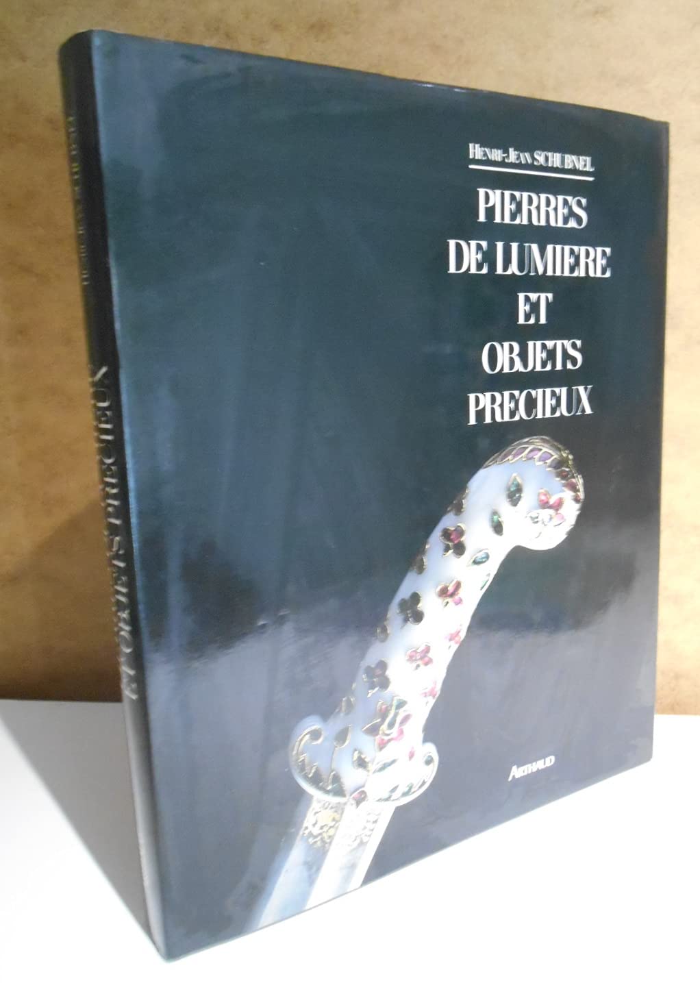 Pierres de lumiere, objets precieux dont 128 en couleur Leisure, Home & Garden