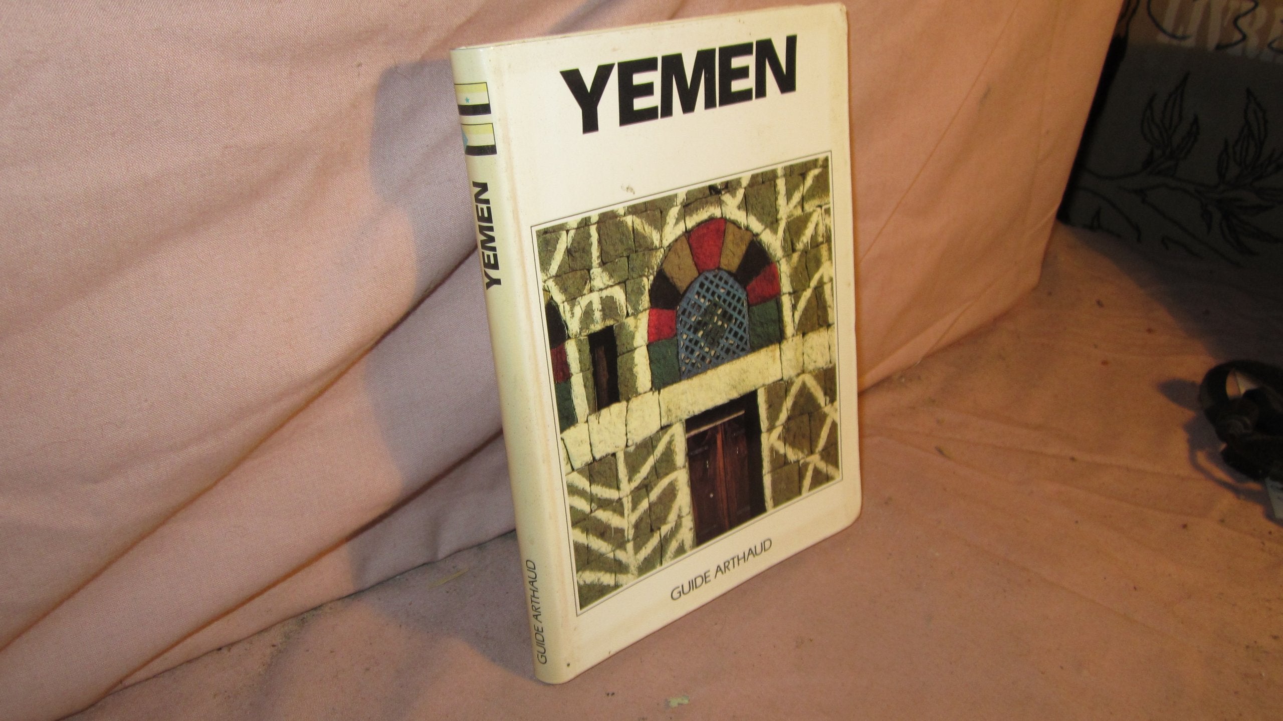 Yemen 27 cartes et plans book