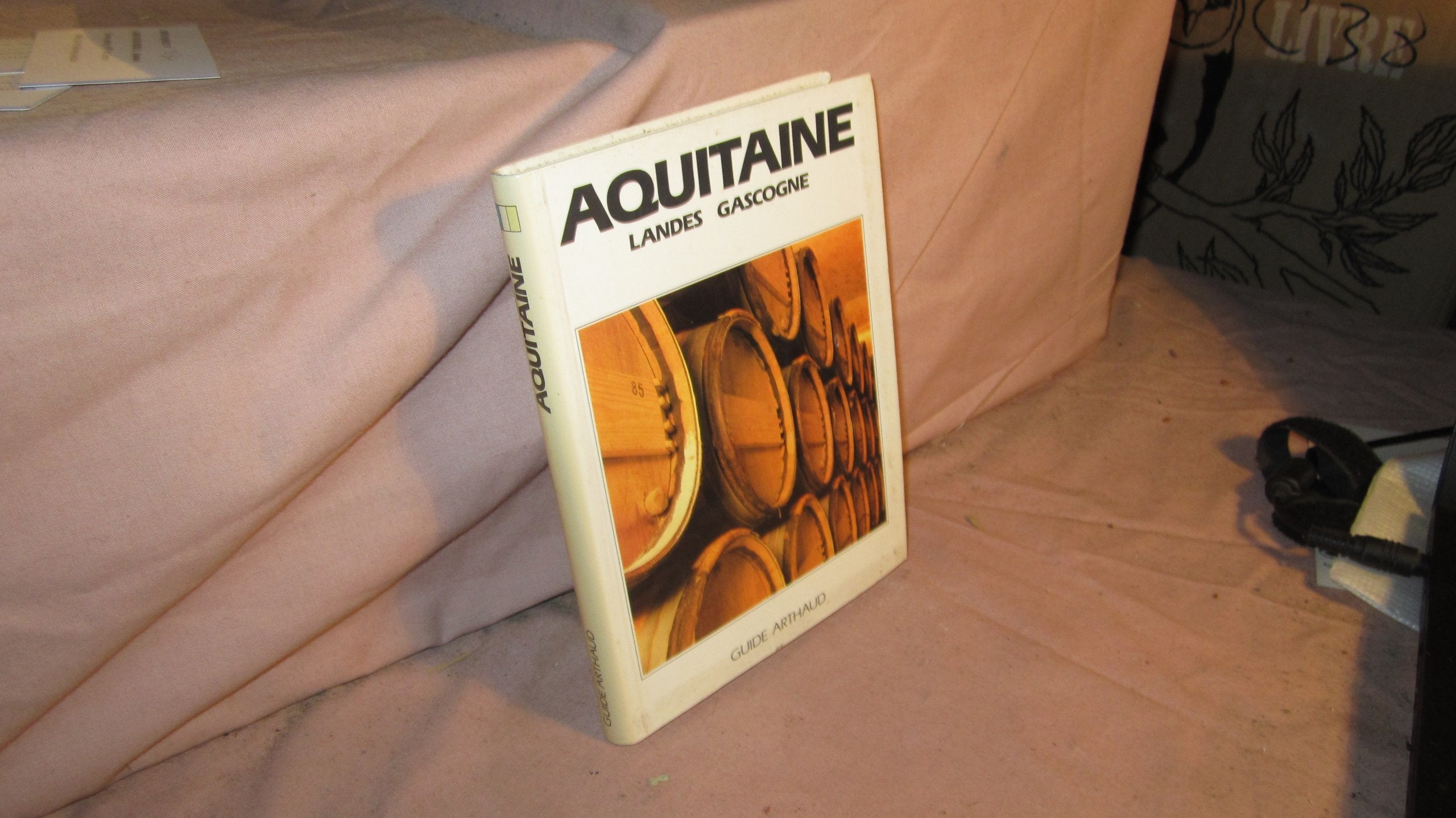 Aquitaine, landes, gascogne book