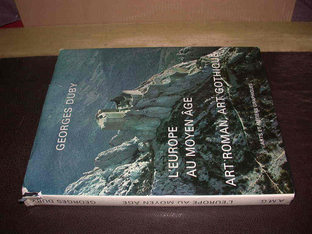 L'Europe au Moyen âge : Art roman, art gothique Books