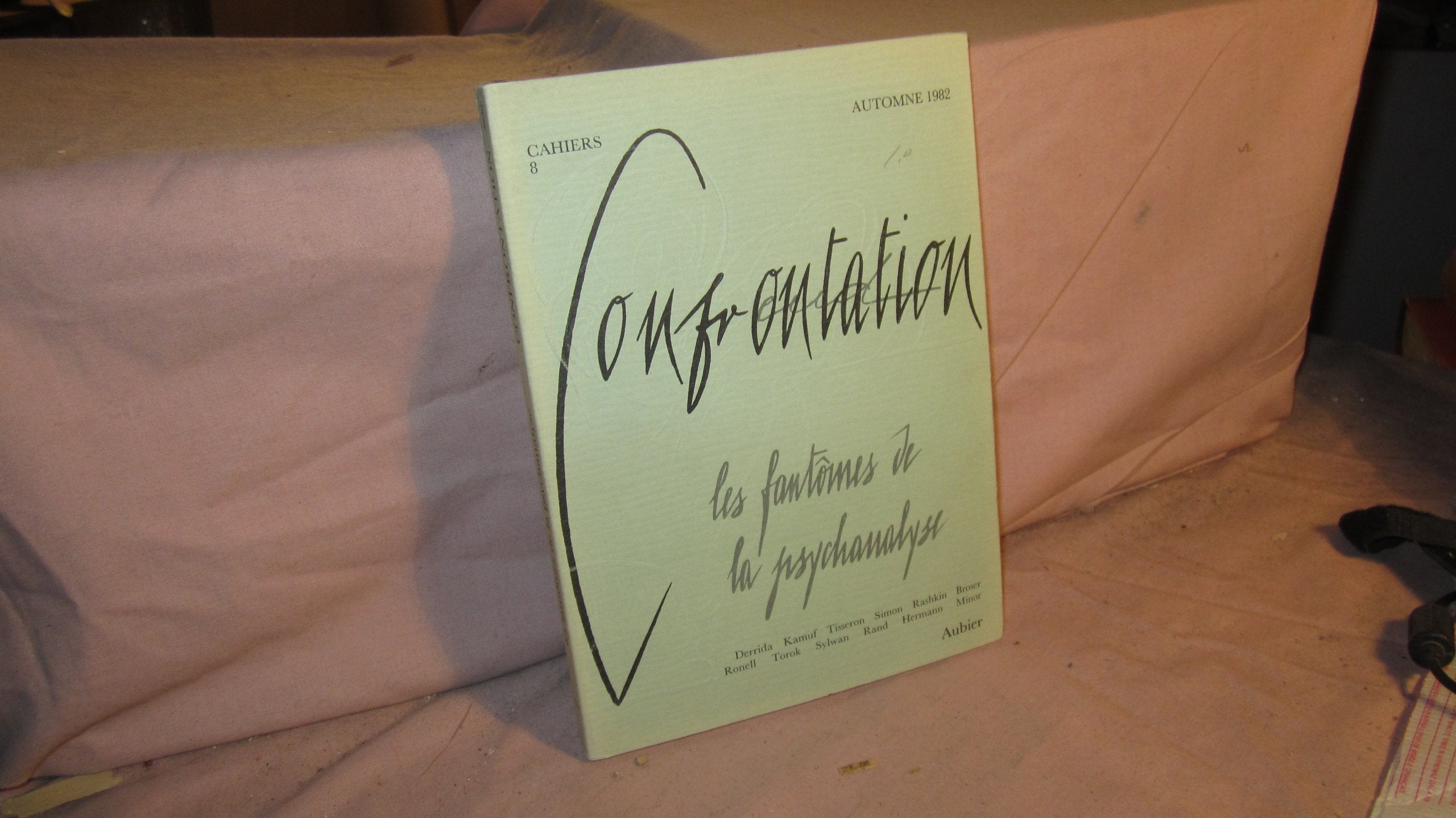 Cahiers Confrontation, n° 8. Les Fantômes de la psychanalyse book