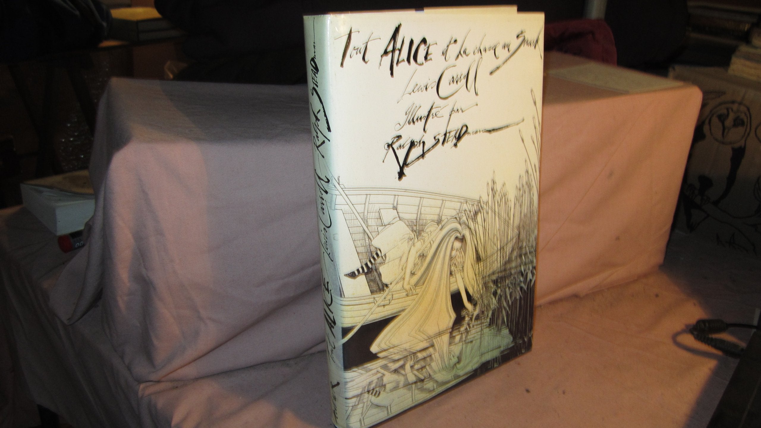 Tout Alice et la chasse au snarck. book