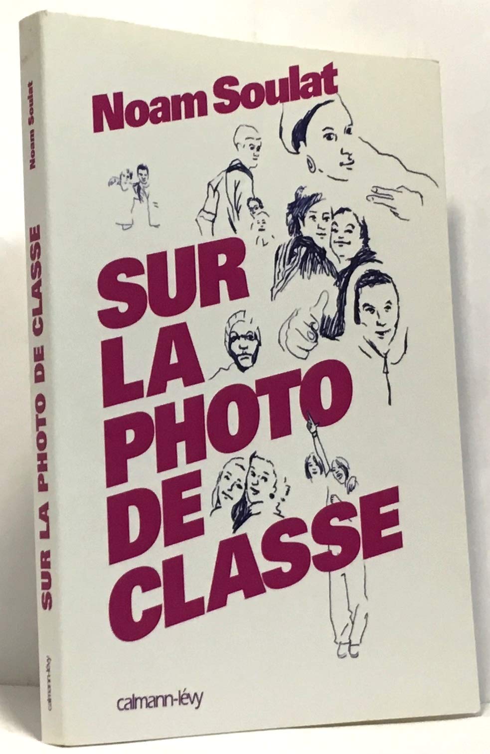 Sur la photo de classe book