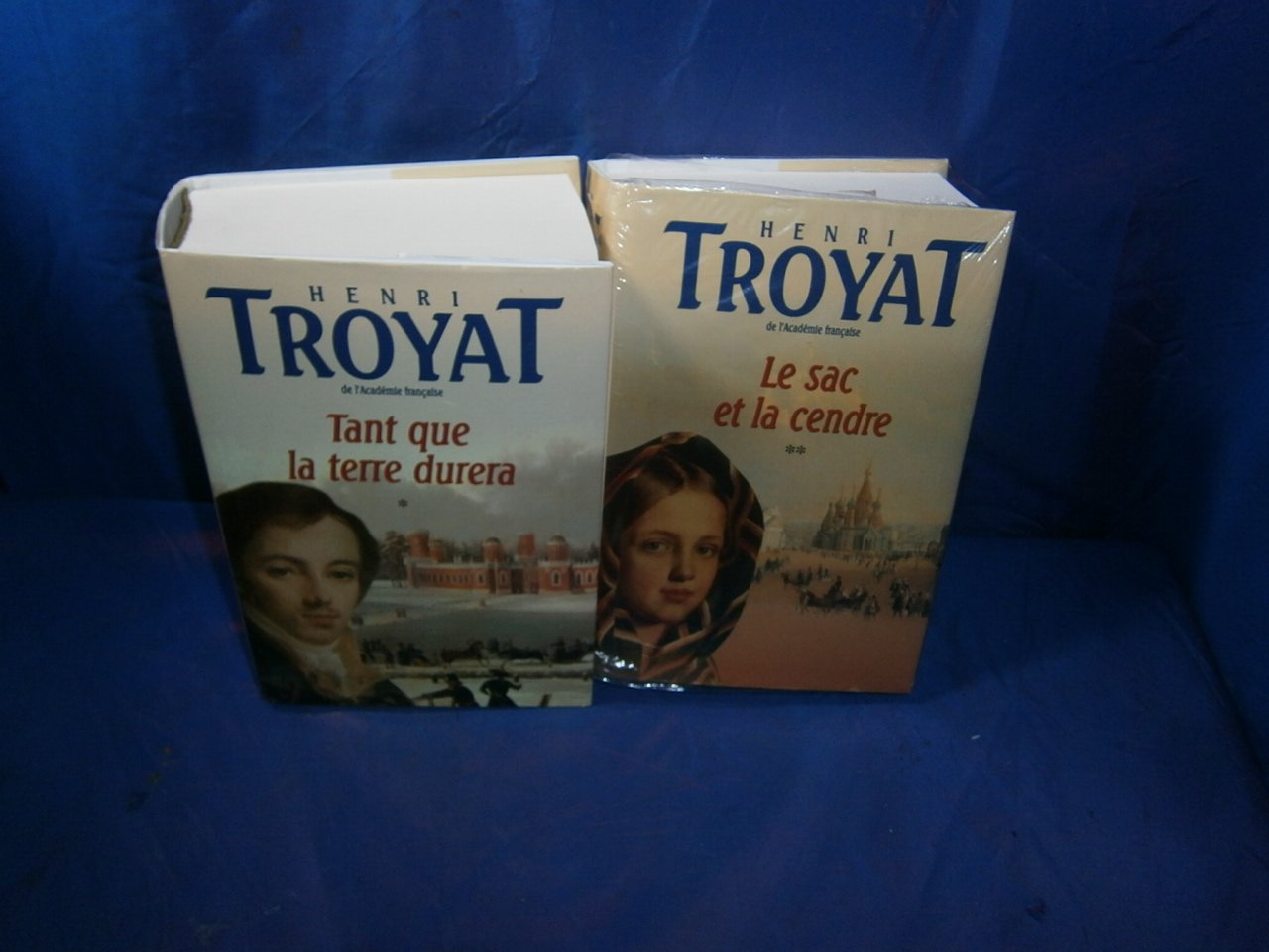 Tant que la terre durera-le sac et la cendre book