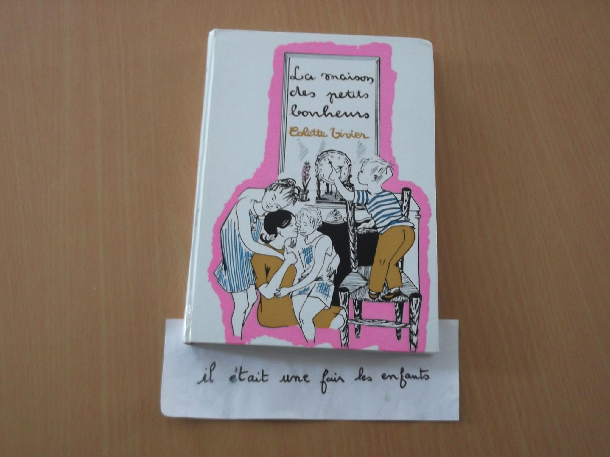 La Maison des petits bonheurs (1000 épisodes) book