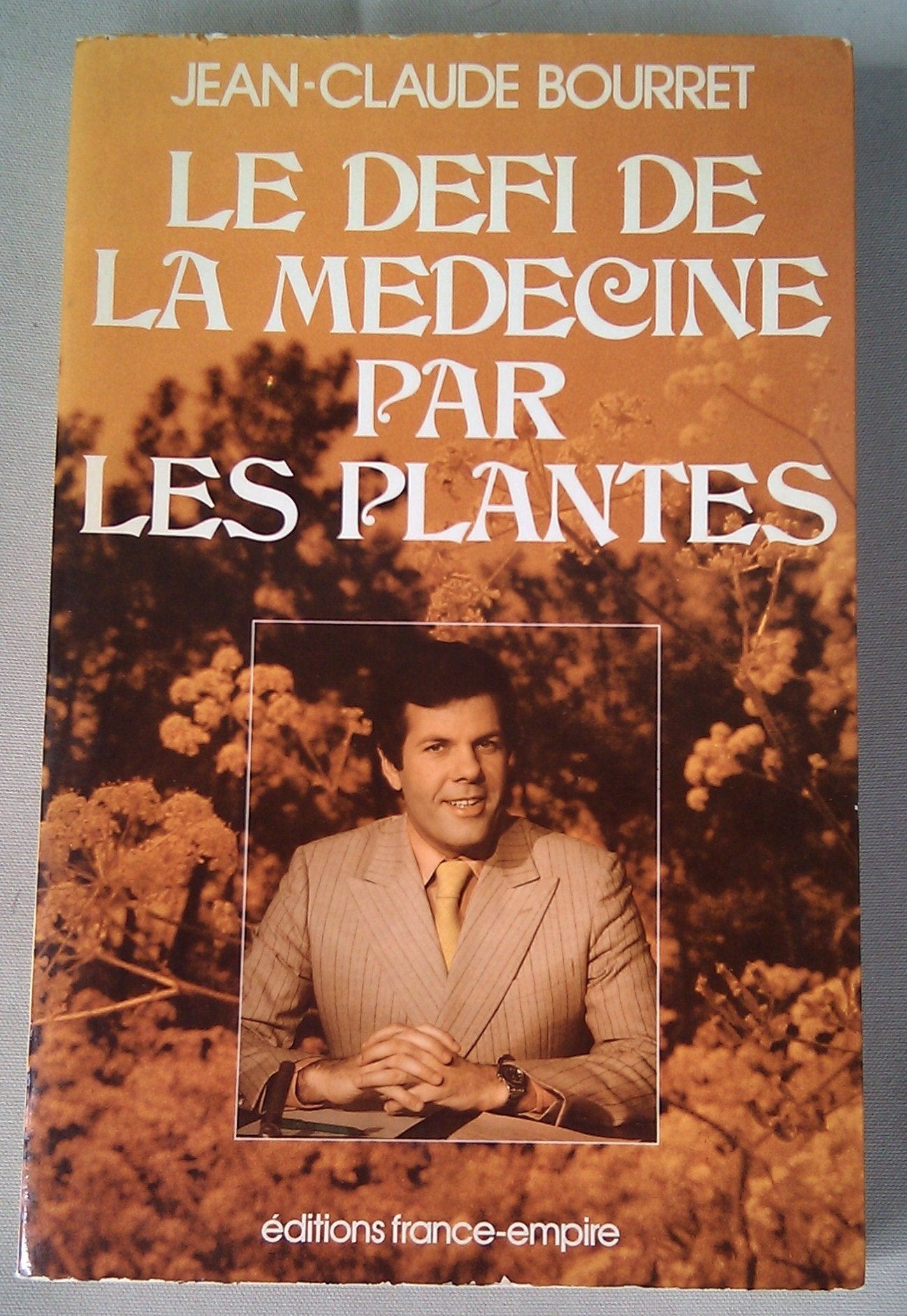 Le Défi de la médecine par les plantes Books
