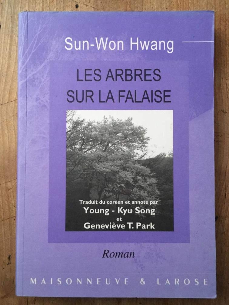 Les arbres sur la falaise book