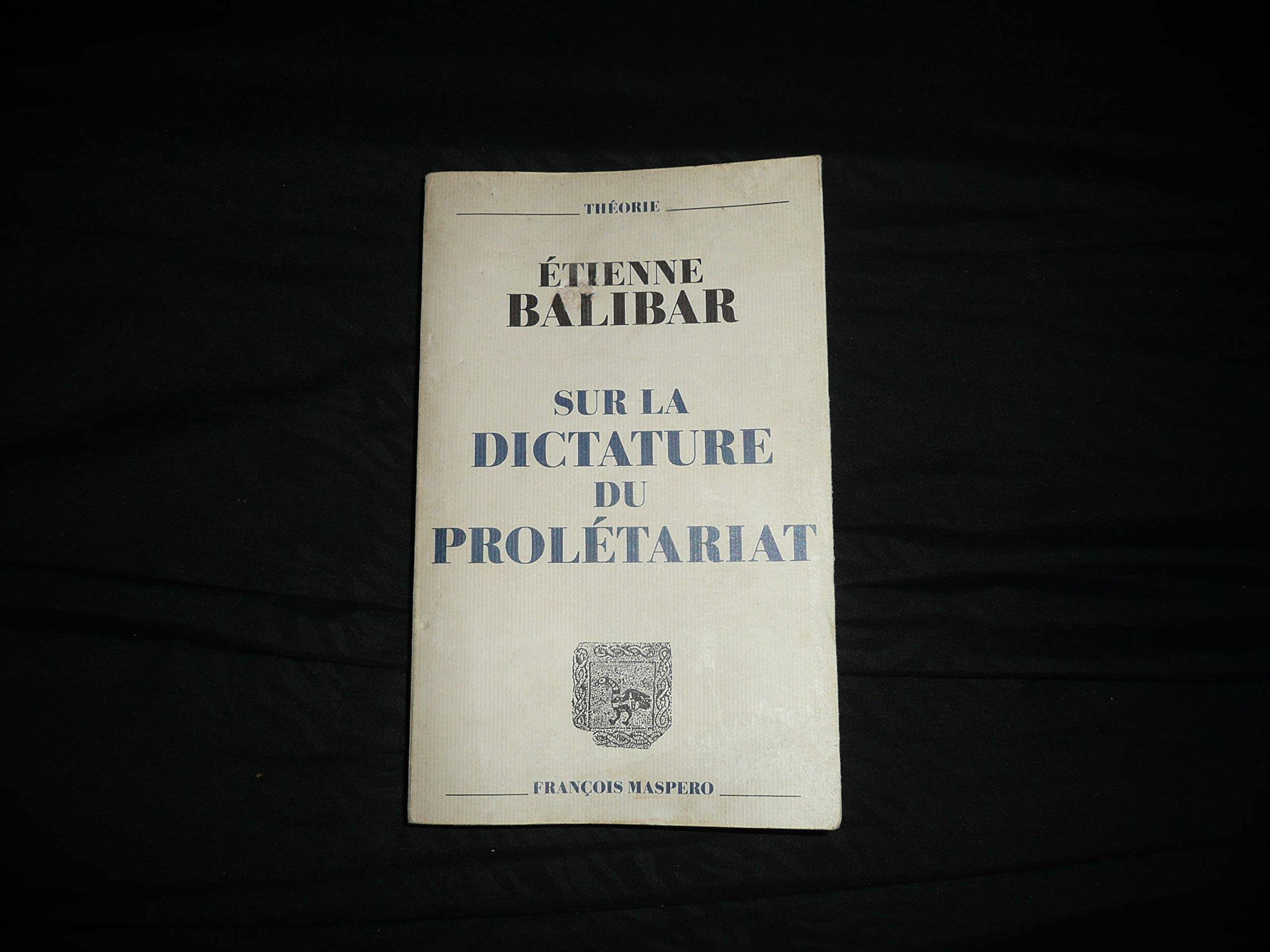 Sur la dictature du prolétariat Books