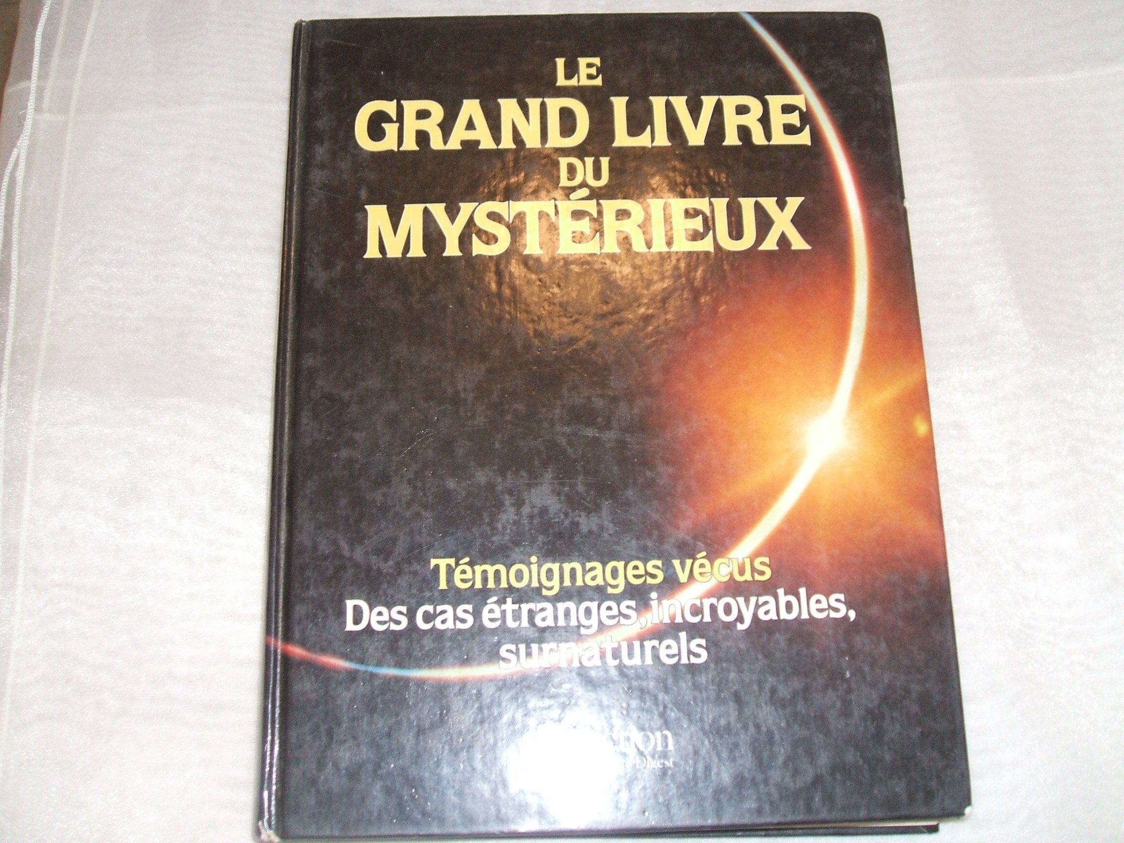 Le Grand livre du mystérieux Books