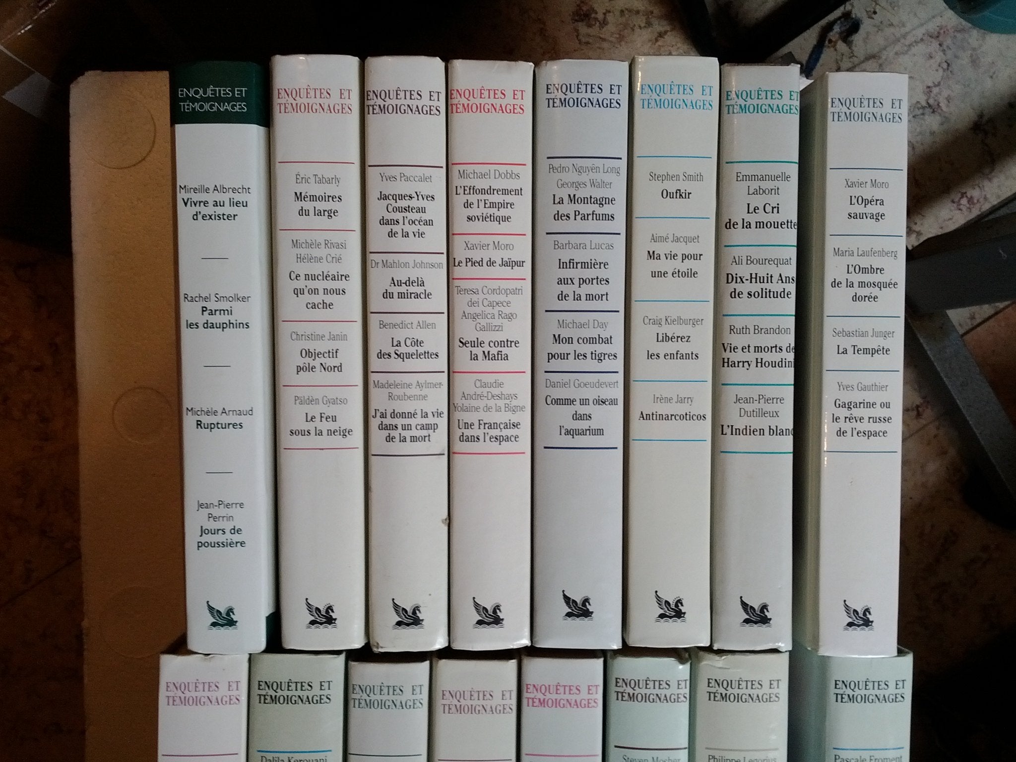 Enquêtes et témoignages n°70 "vivre au lieu d'exister" "parmi les dauphins" "ruptures" "jours de poussière" Books