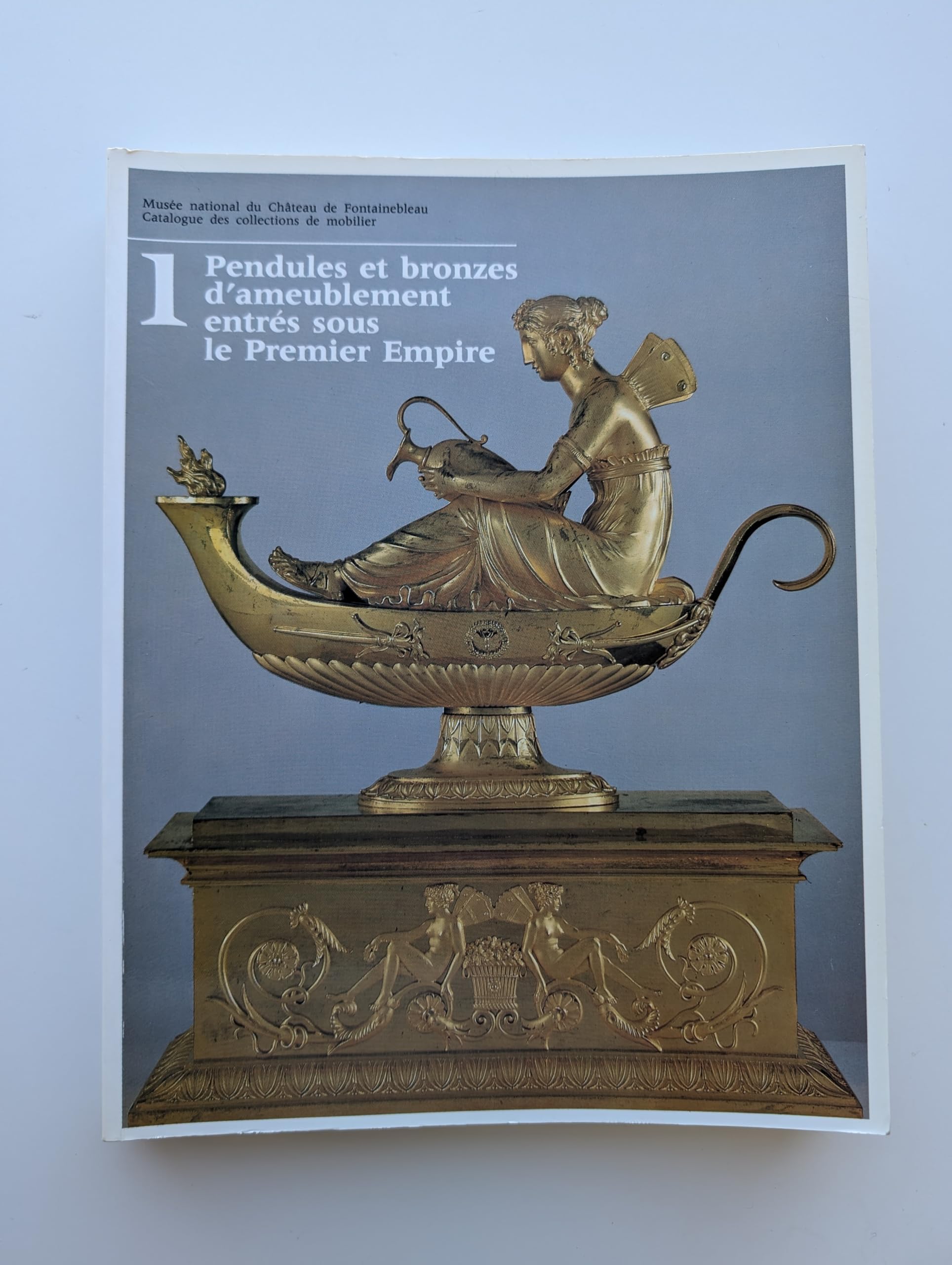Pendules et bronzes d'ameublement entres sous le premier empire book
