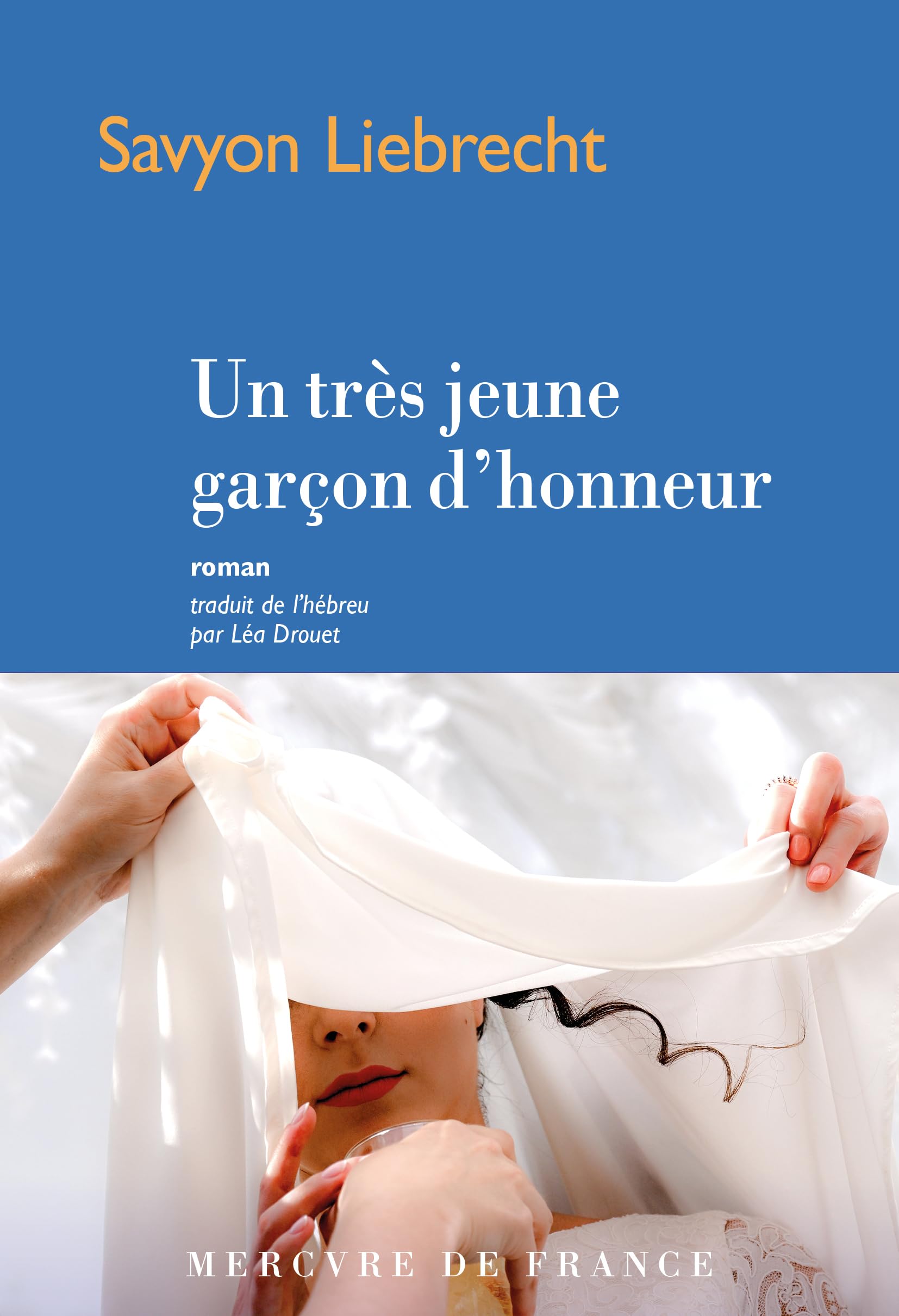 Un très jeune garçon d'honneur Contemporary literature