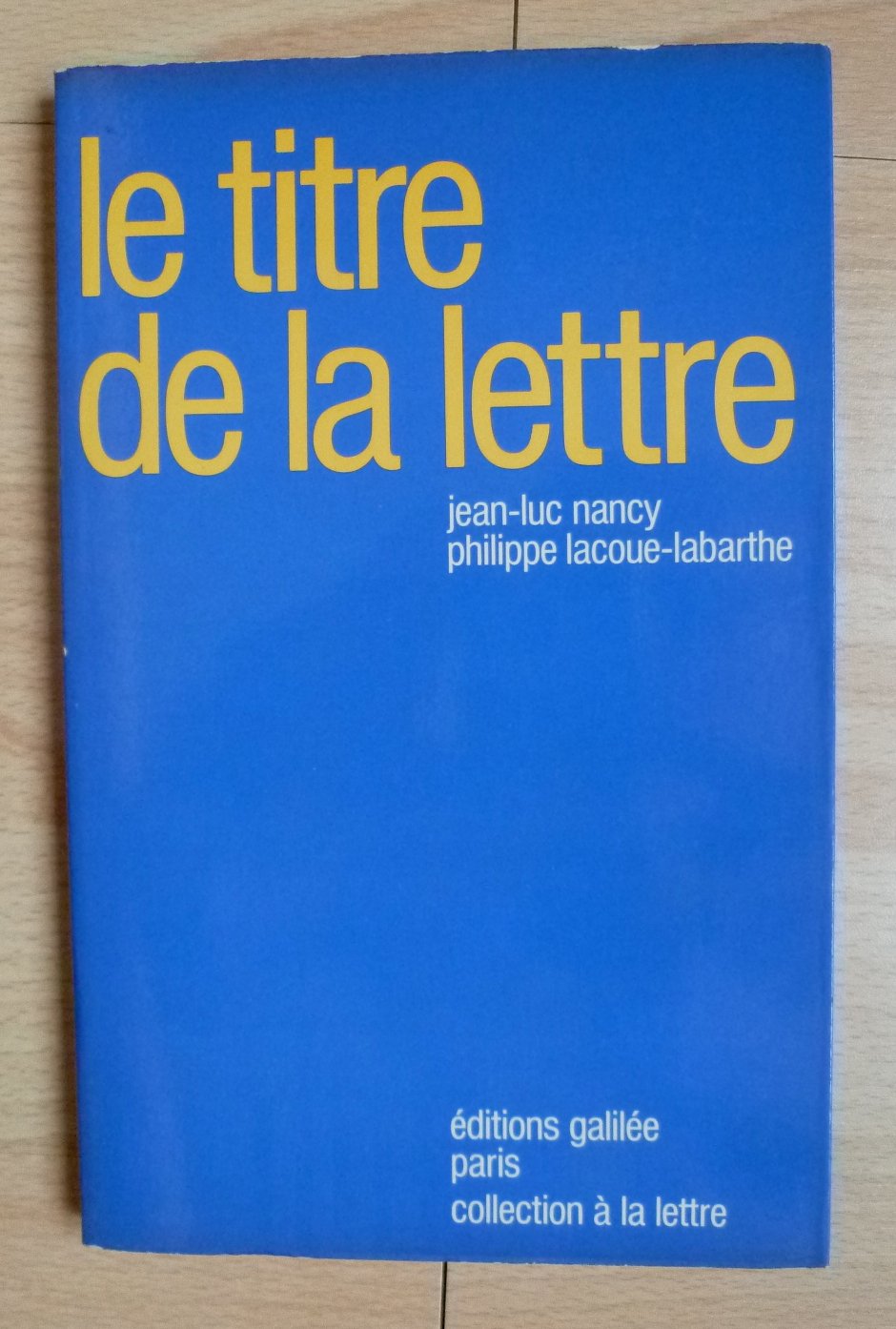 Le Titre de la lettre : une lecture de Lacan book