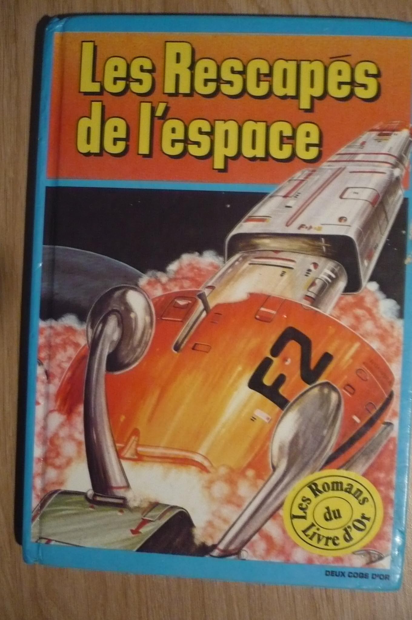 Les Rescapés de l'espace et autres aventures dans l'espace book