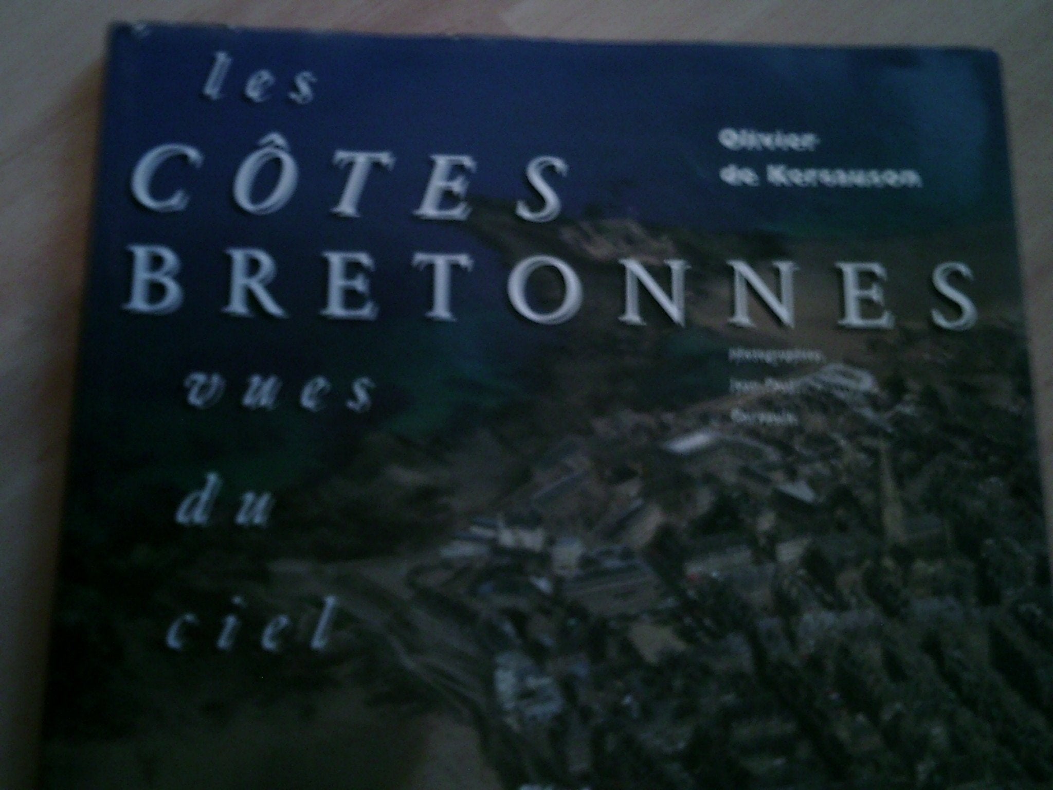 Les Côtes bretonnes vues du ciel Books