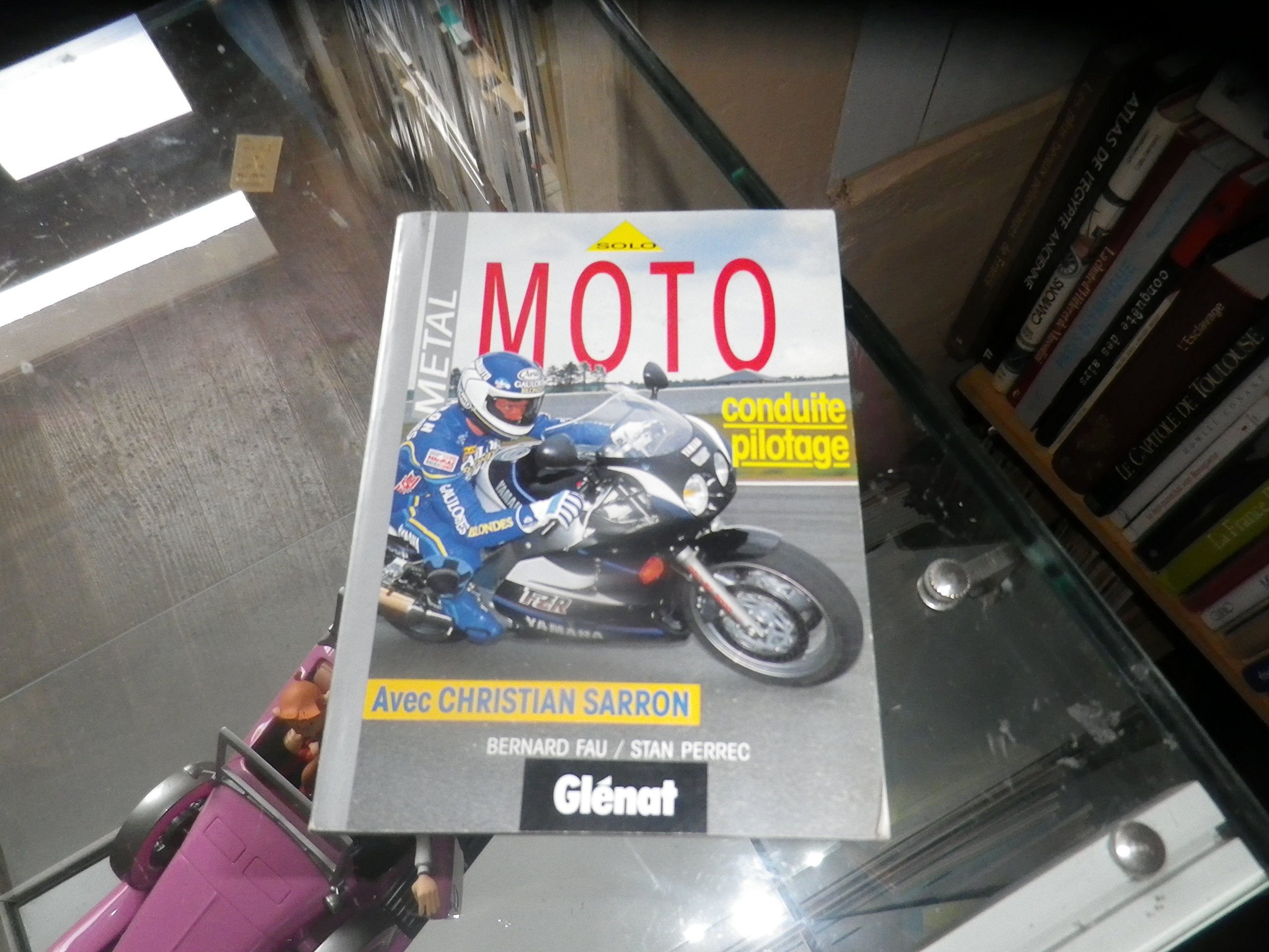 Moto: conduite et pilotage, Bernard Fau, Stan Perrec book