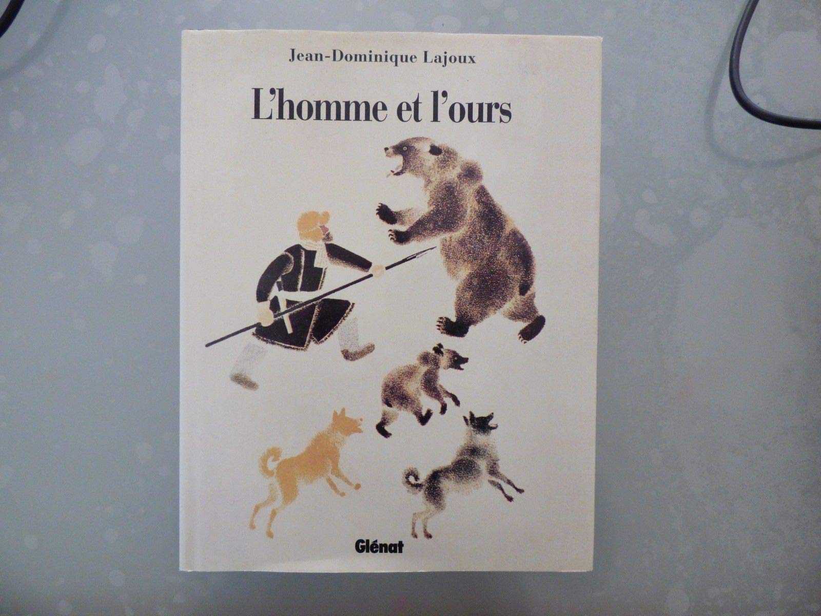 L'homme et l'ours Books