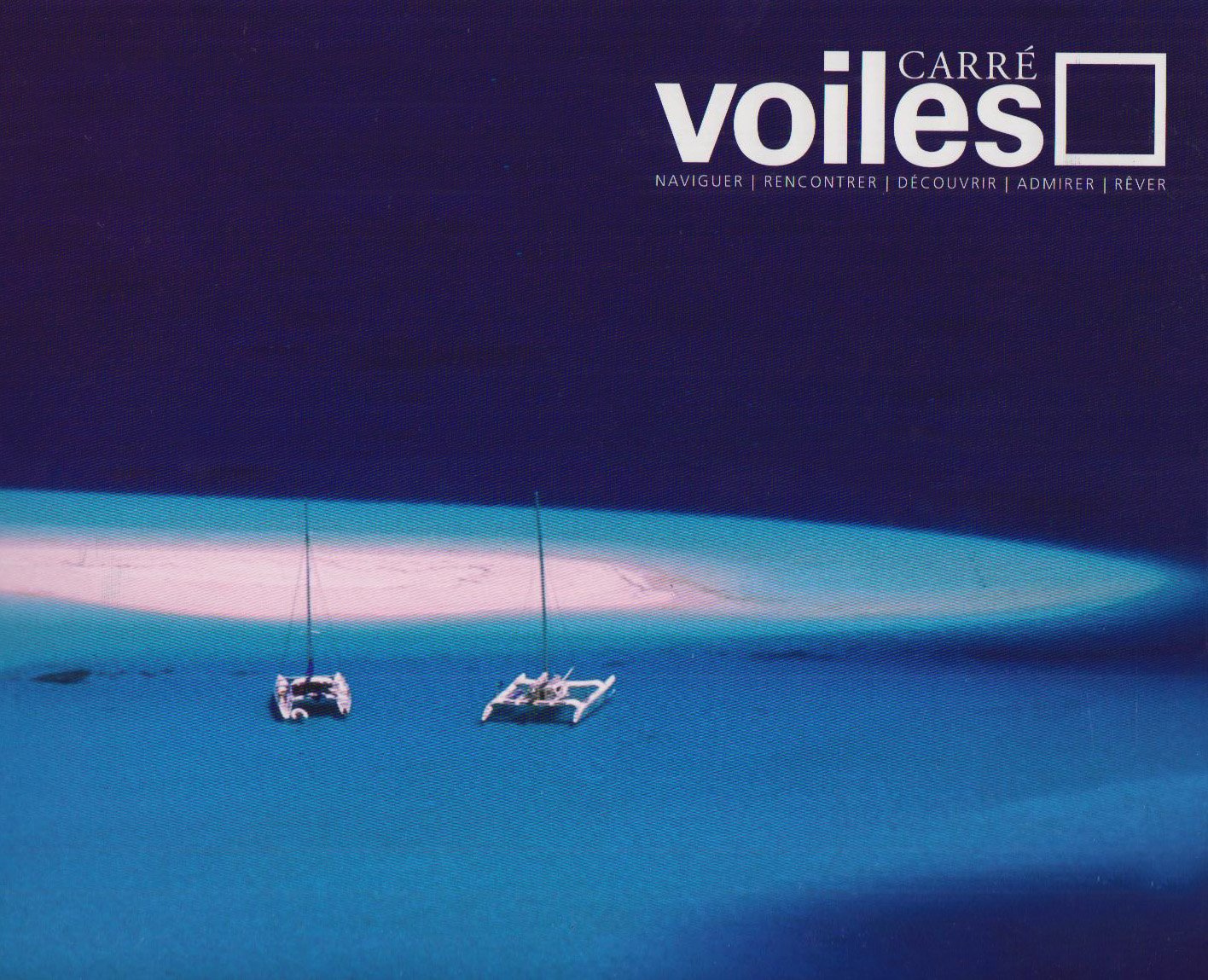 Carré Voiles - Tome 3: Nager dans le bleu divin book