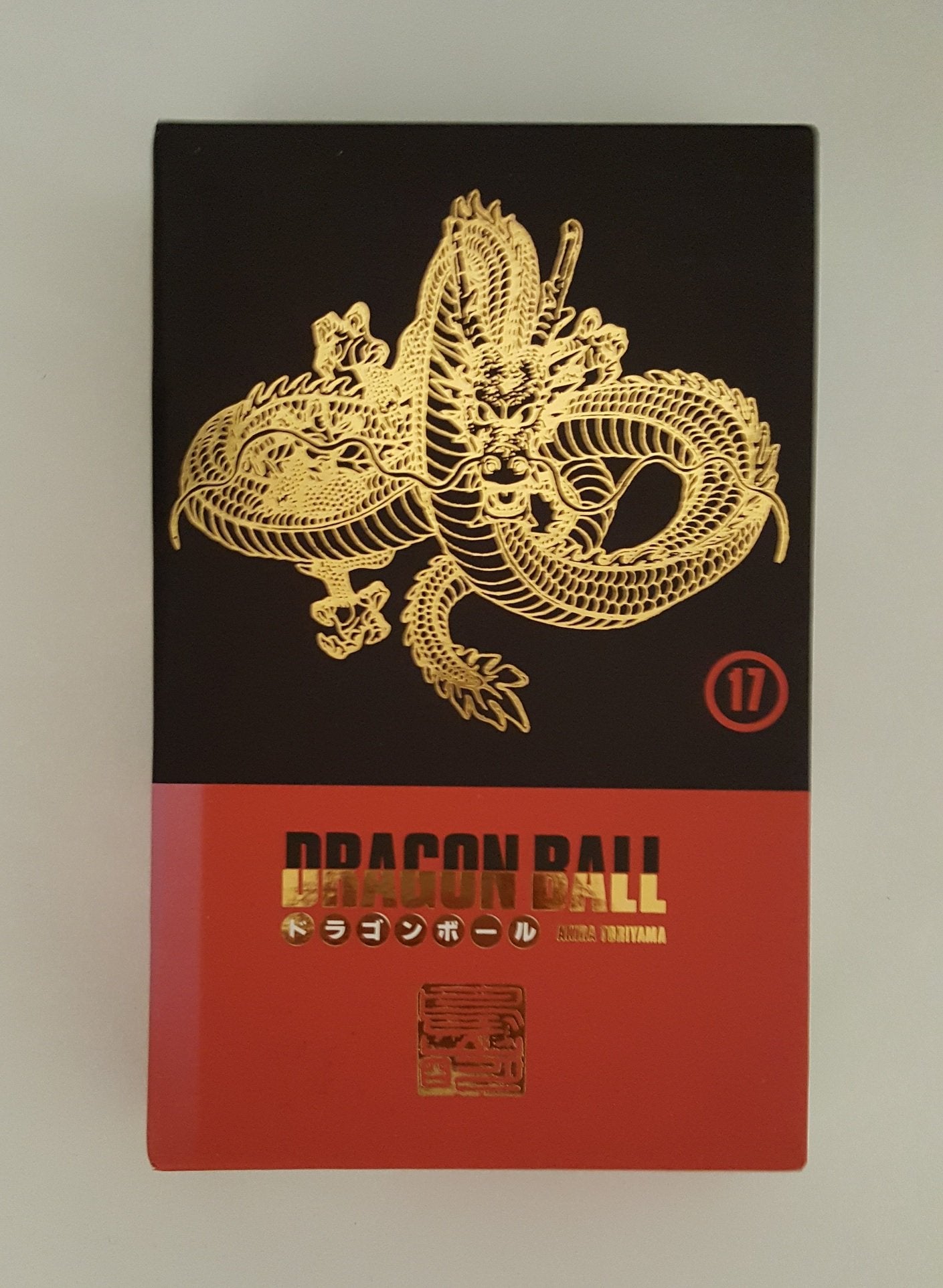 Coffret en 2 volumes : Tome 33, Le début du Cell Game ; Tome 34, Le guerrier qui a surpassé Gokû book