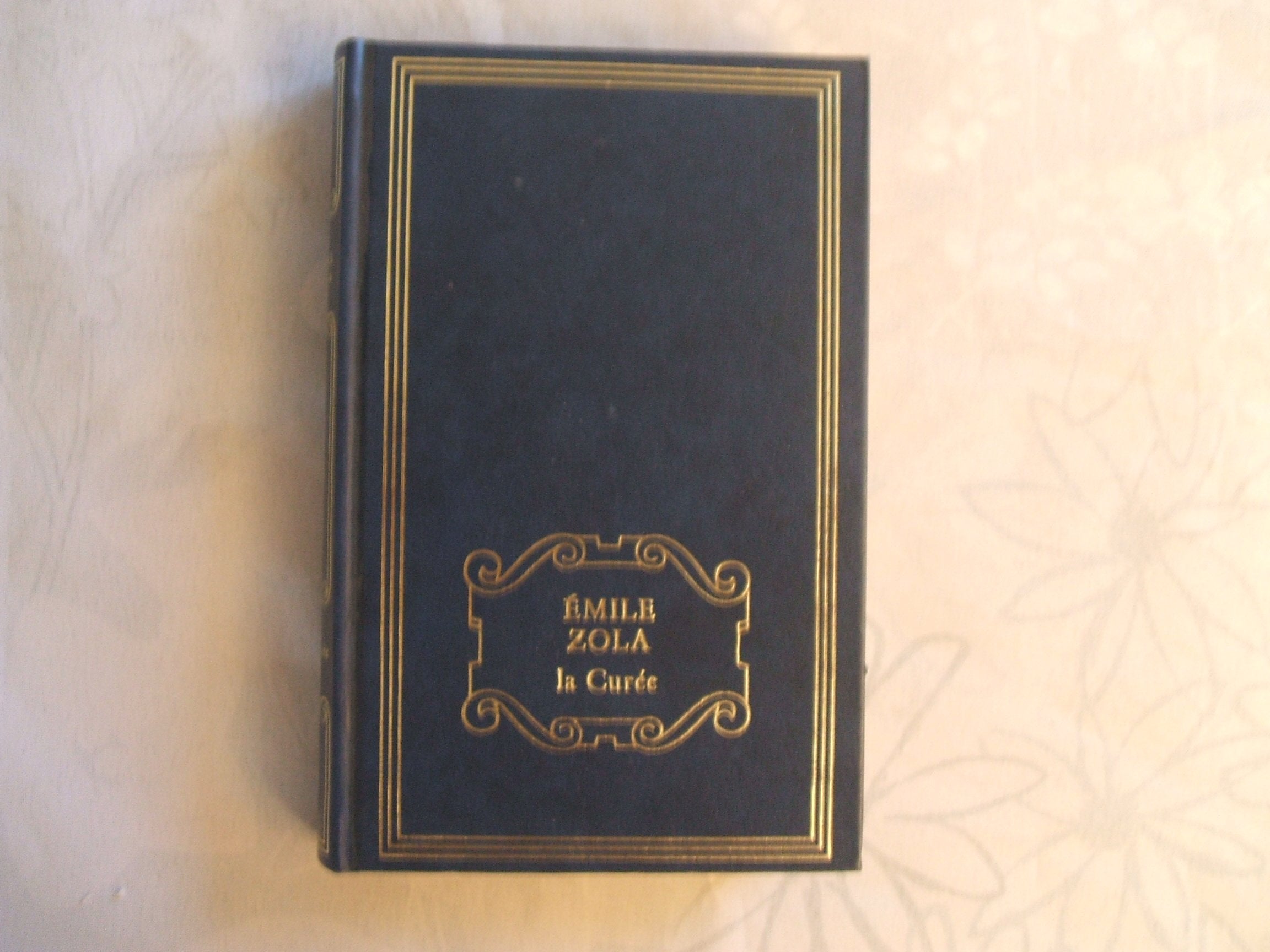 La Curée Books