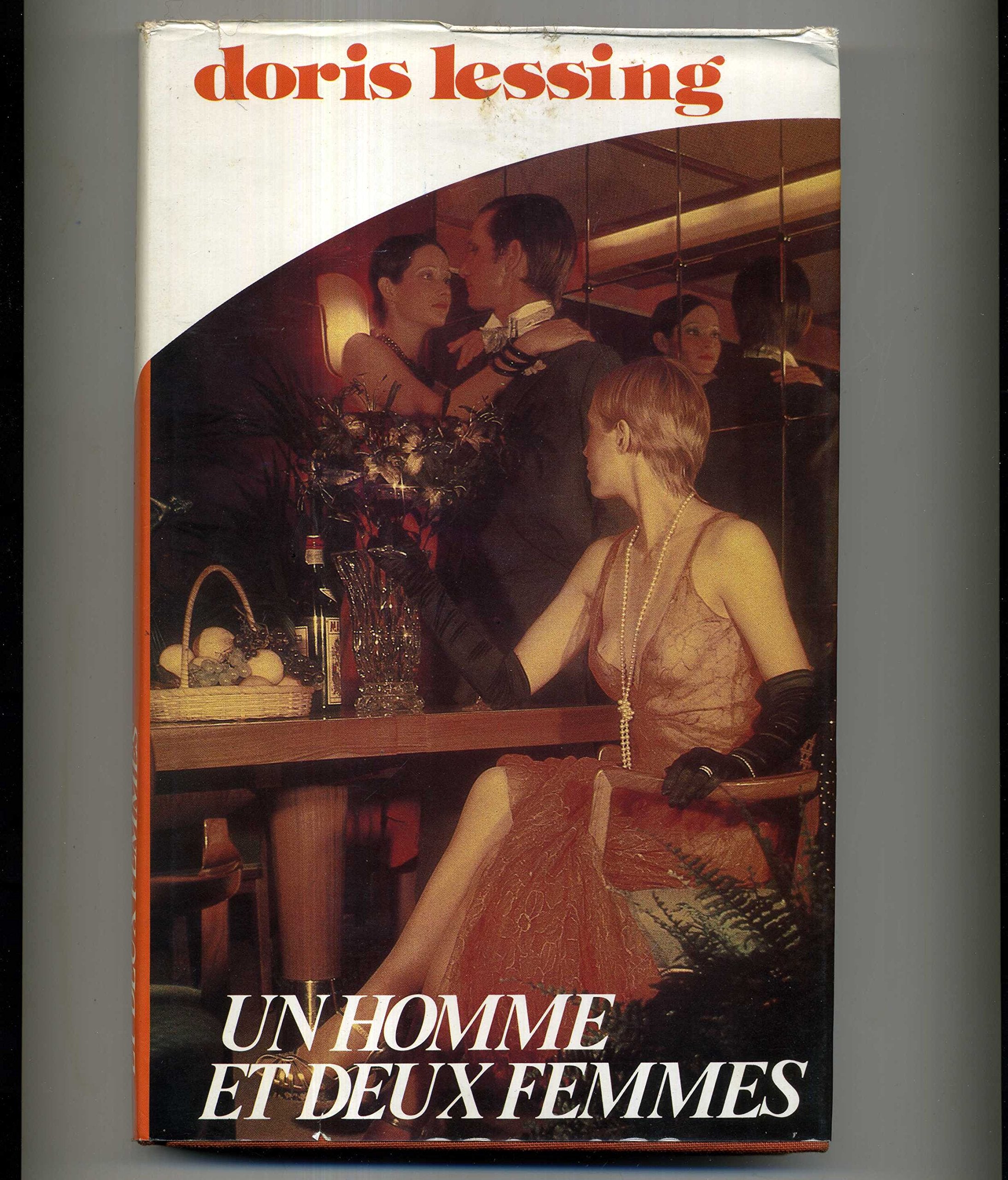 Un Homme et deux femmes Books