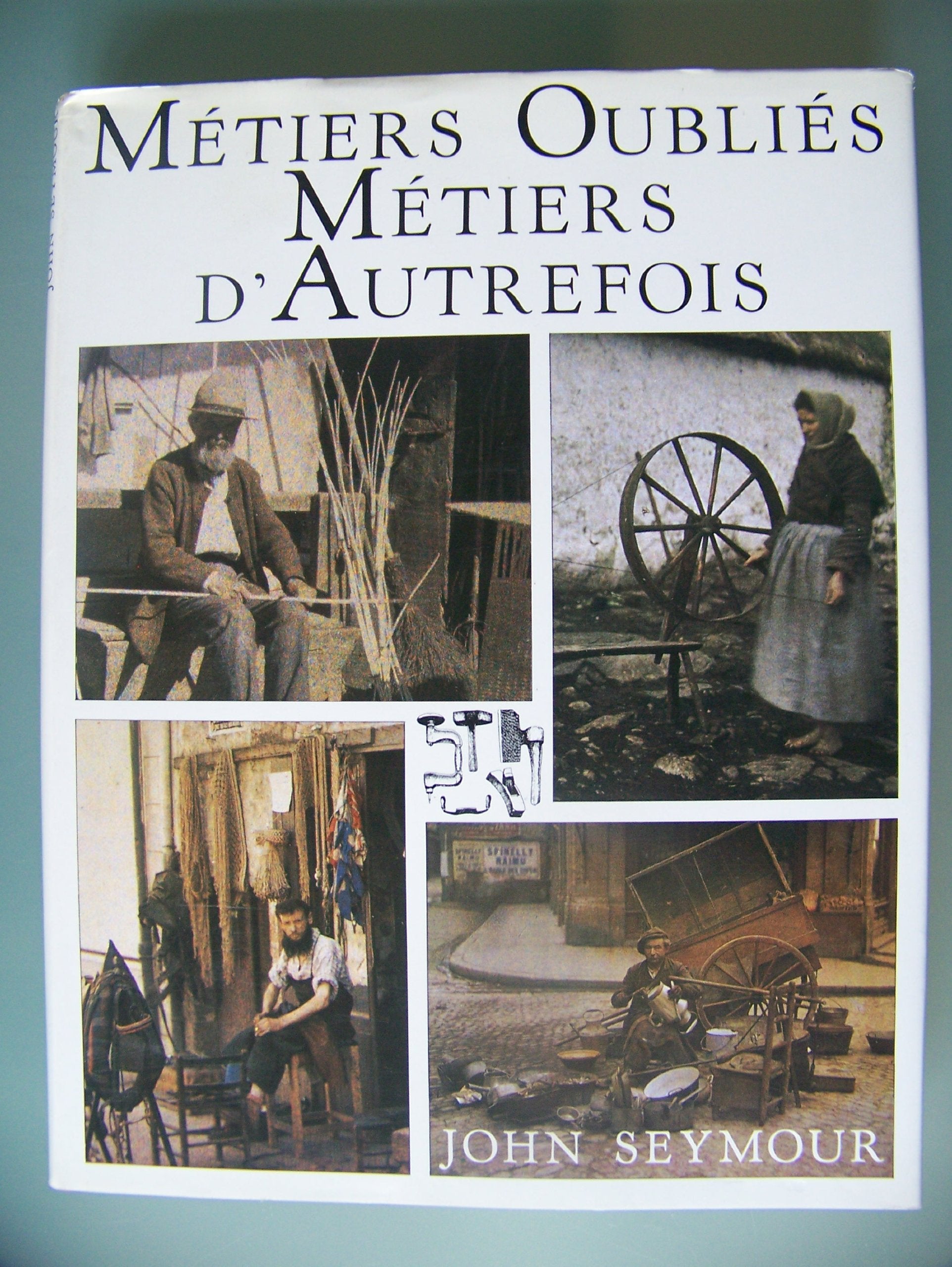 Metiers oublies metiers d'autrefois Books