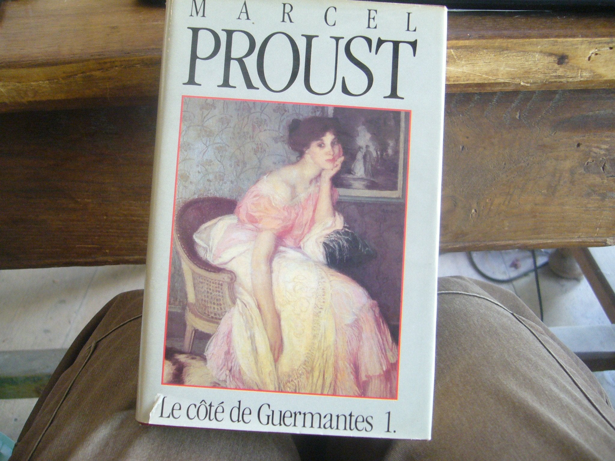 LE COTE DE GUERMANTES TOME 1 book