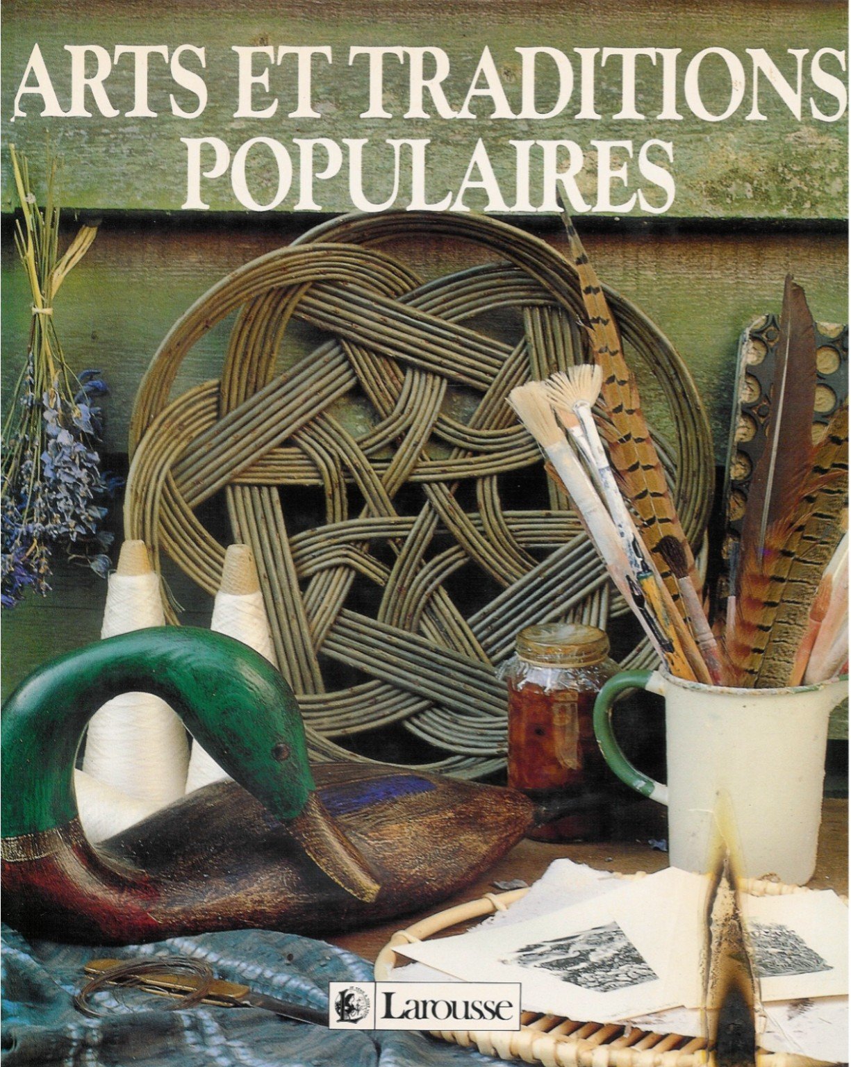 Arts et traditions populaires book