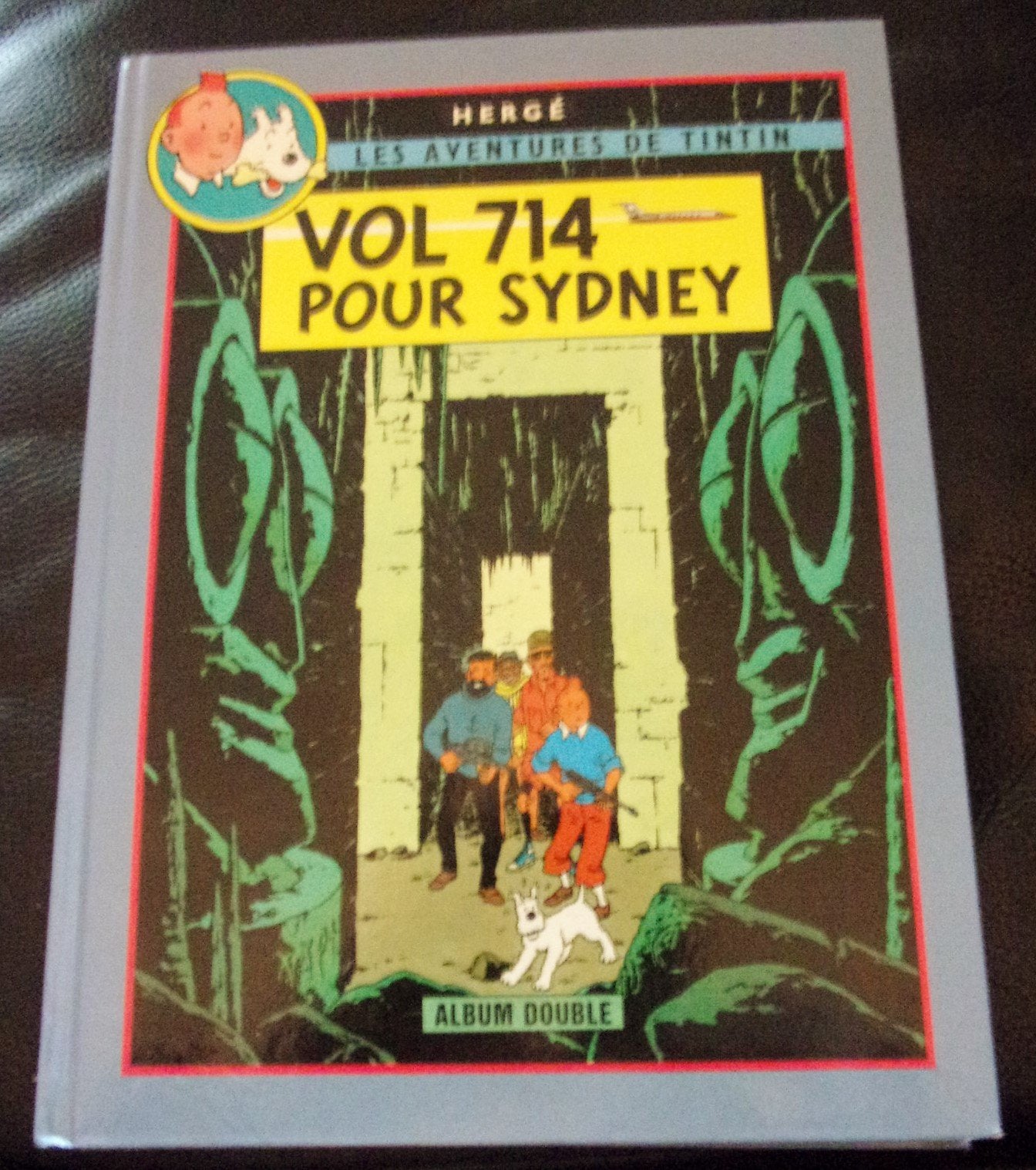 Les aventures de Tintin, album double: Vol 714 pour Sydney, Tintin et les picaros book