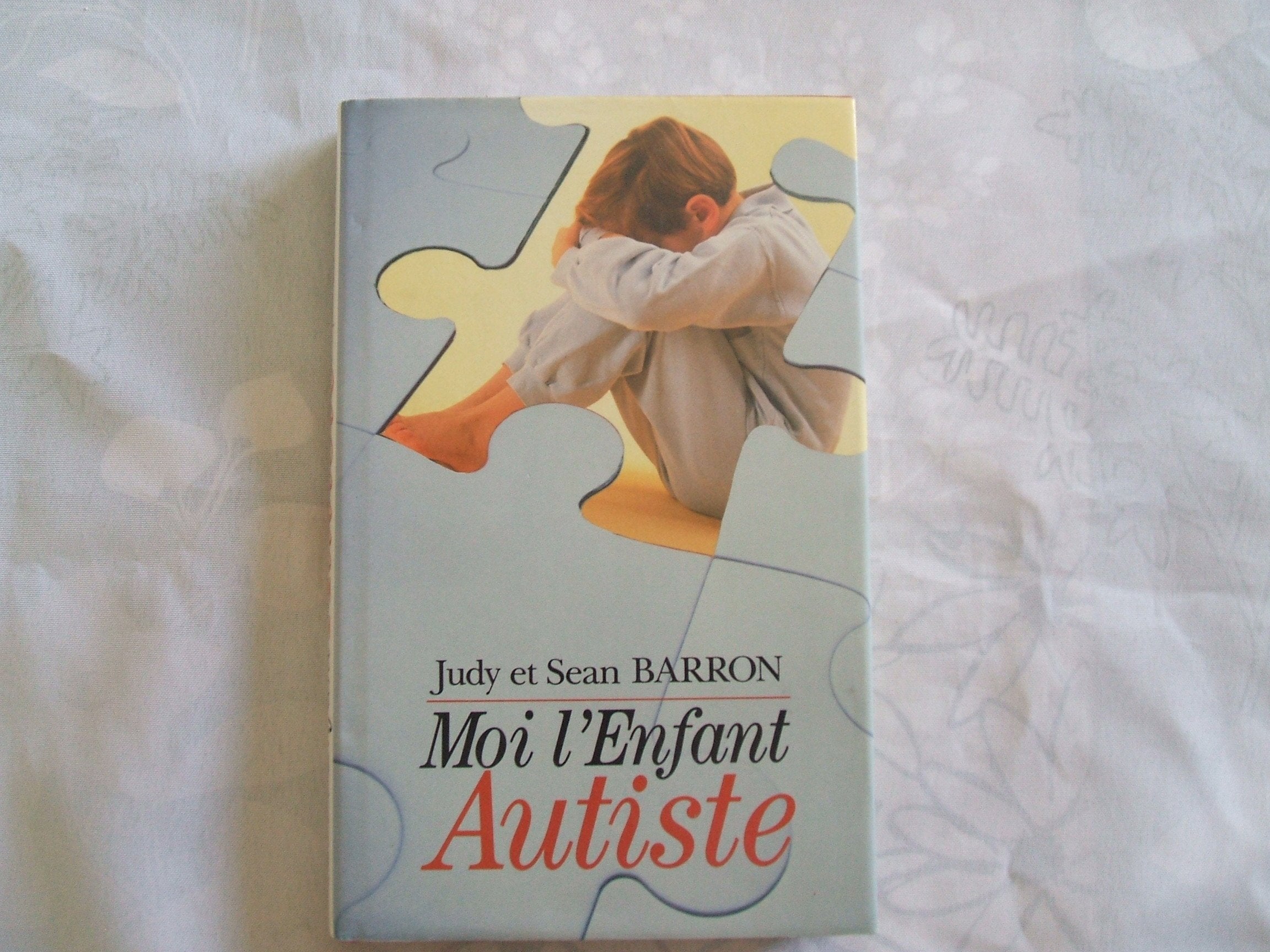 Moi, l'enfant autiste Foreign Languages ​​& Dictionaries