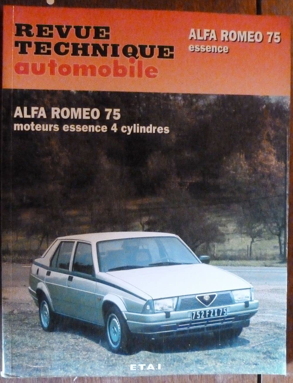 Alfa Roméo 75 - moteurs essence 4 cylindres Books