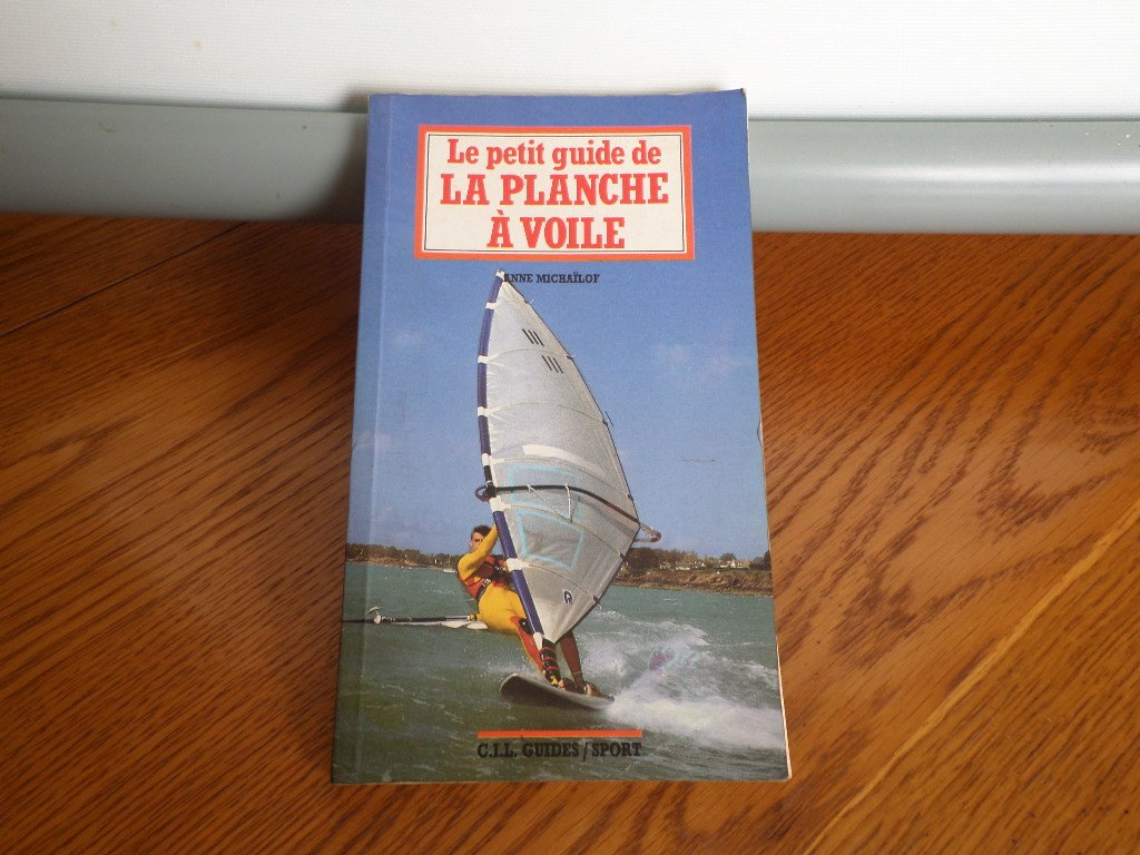 Le petit guide de la planche à voile Books