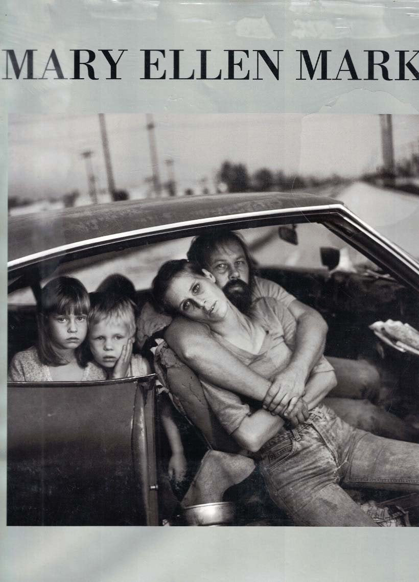 Mary Ellen Mark 1963-1999. Avec Poeme Books