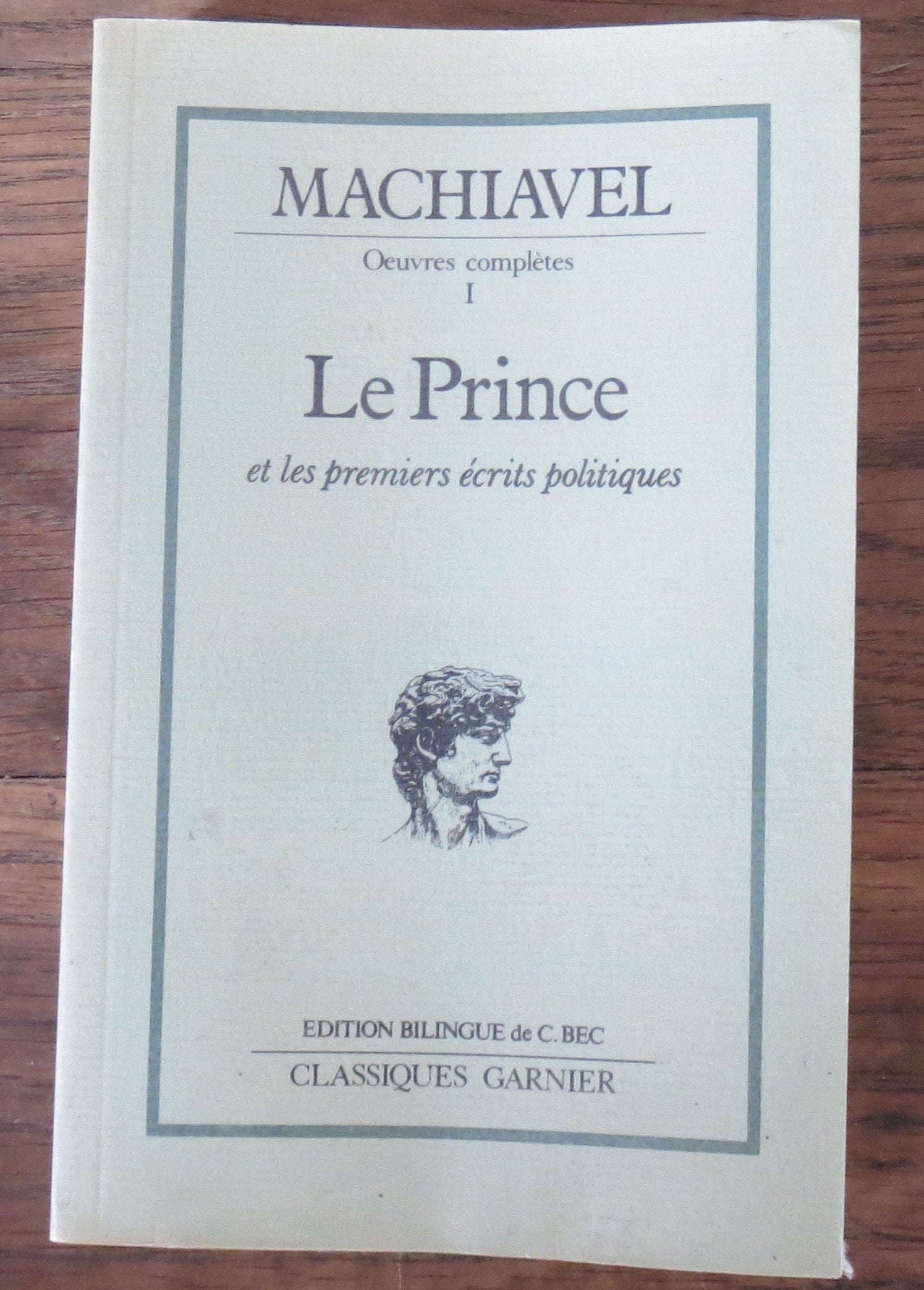 Le Prince. Ecrits Politiques book