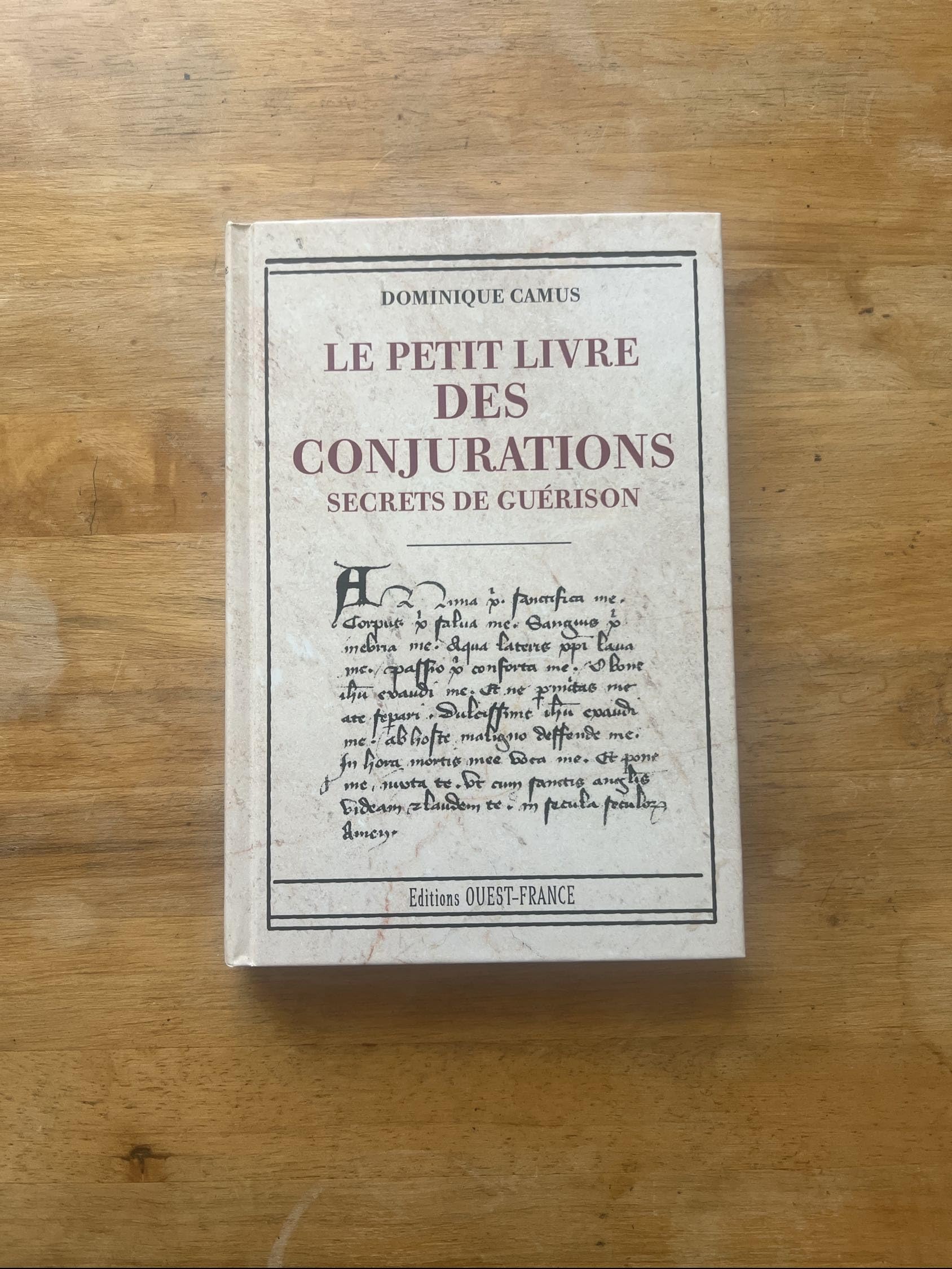 Le petit livre des conjurations book