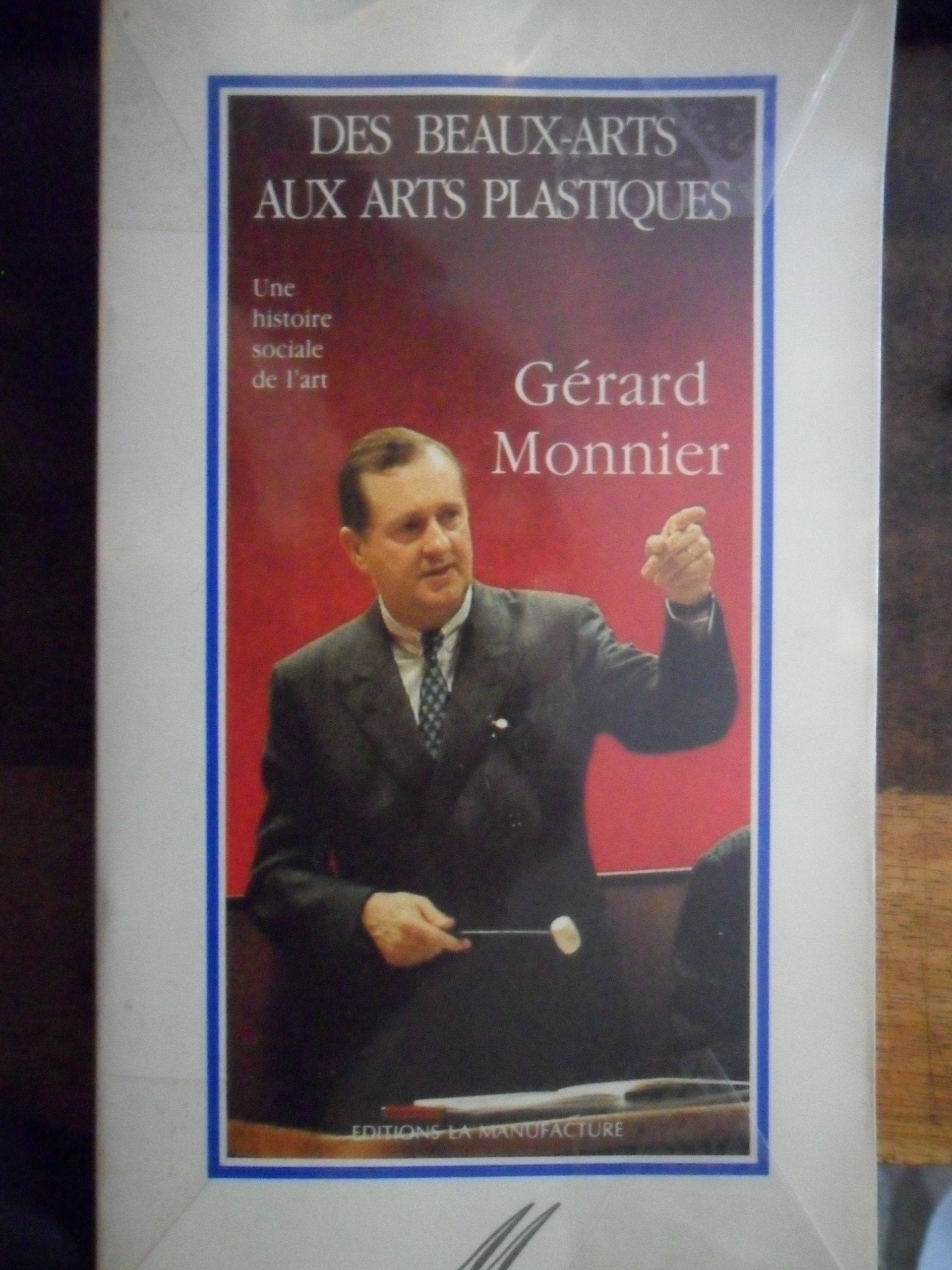 Des beaux-arts aux arts plastiques book