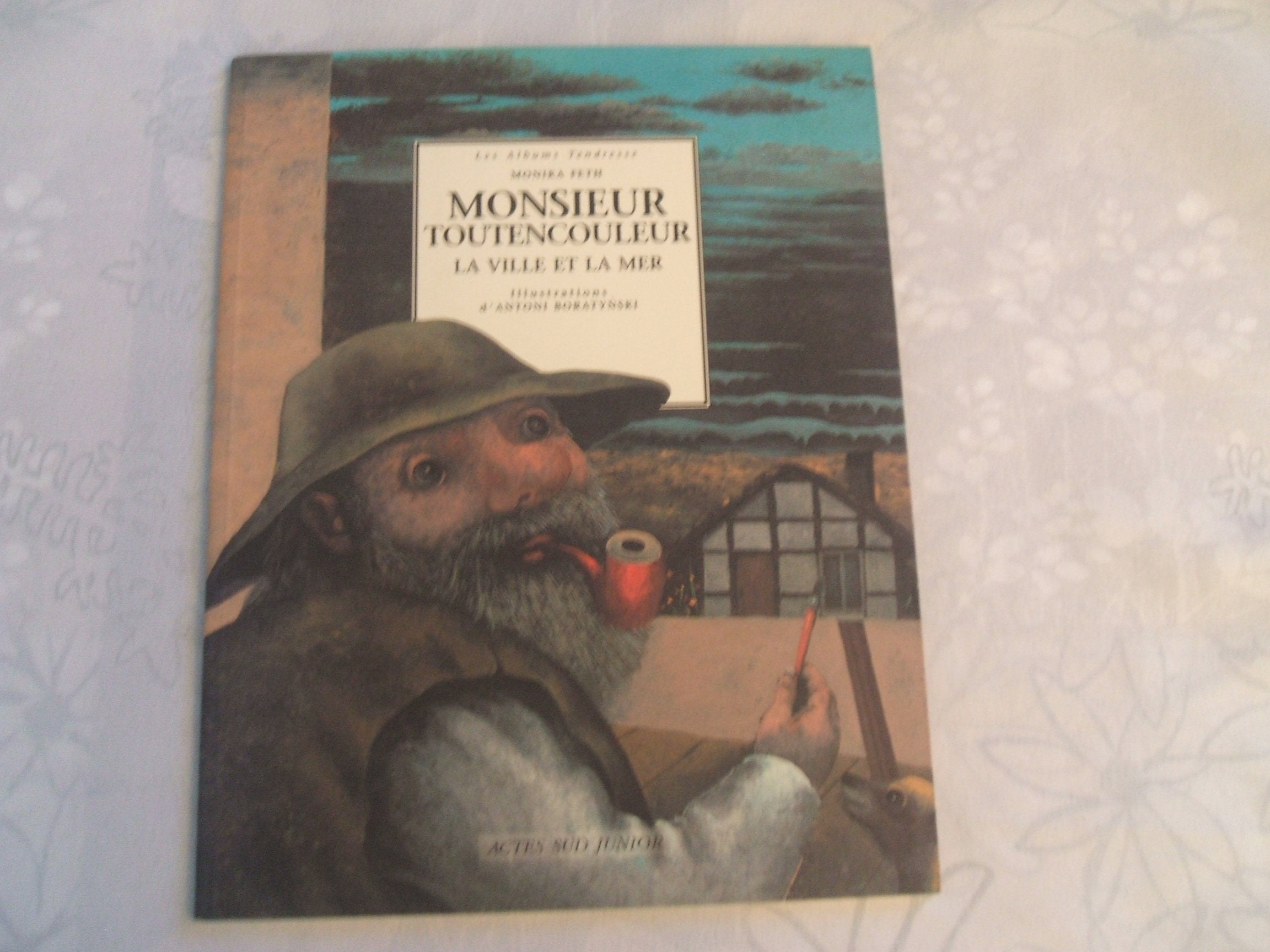 Monsieur Toutencouleur, la ville et la mer Children's books
