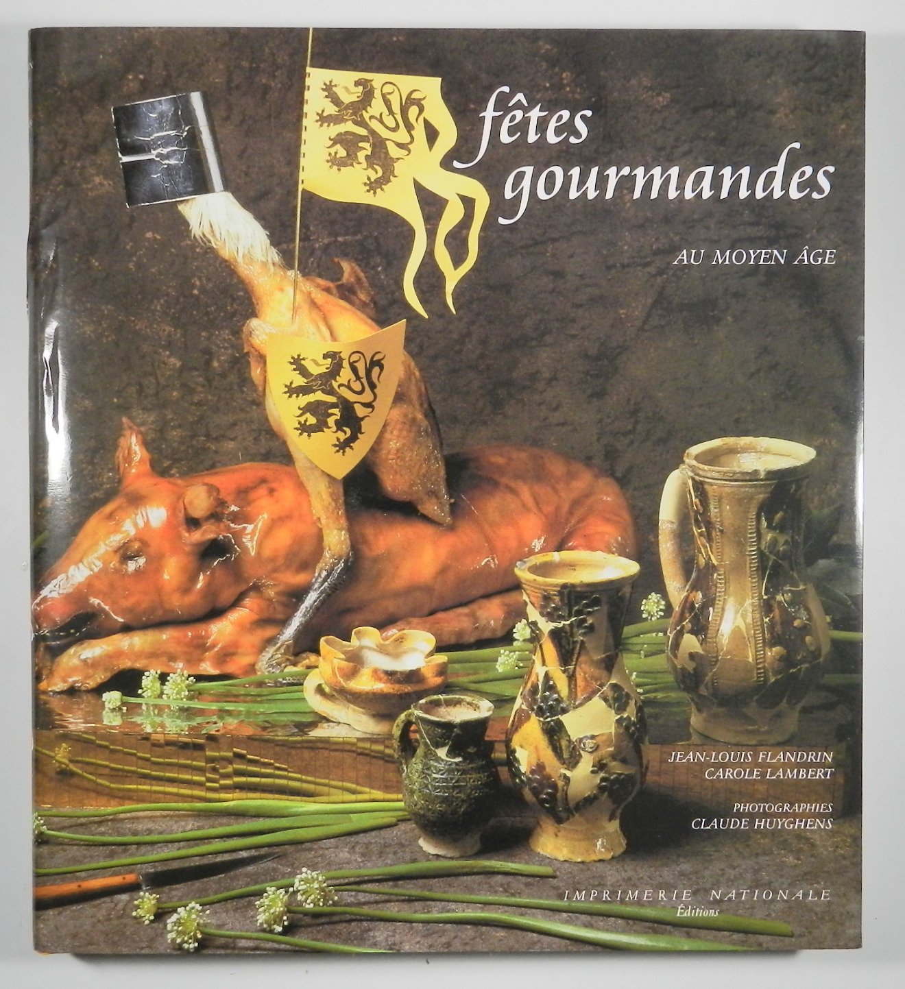 Fêtes gourmandes au Moyen Age book